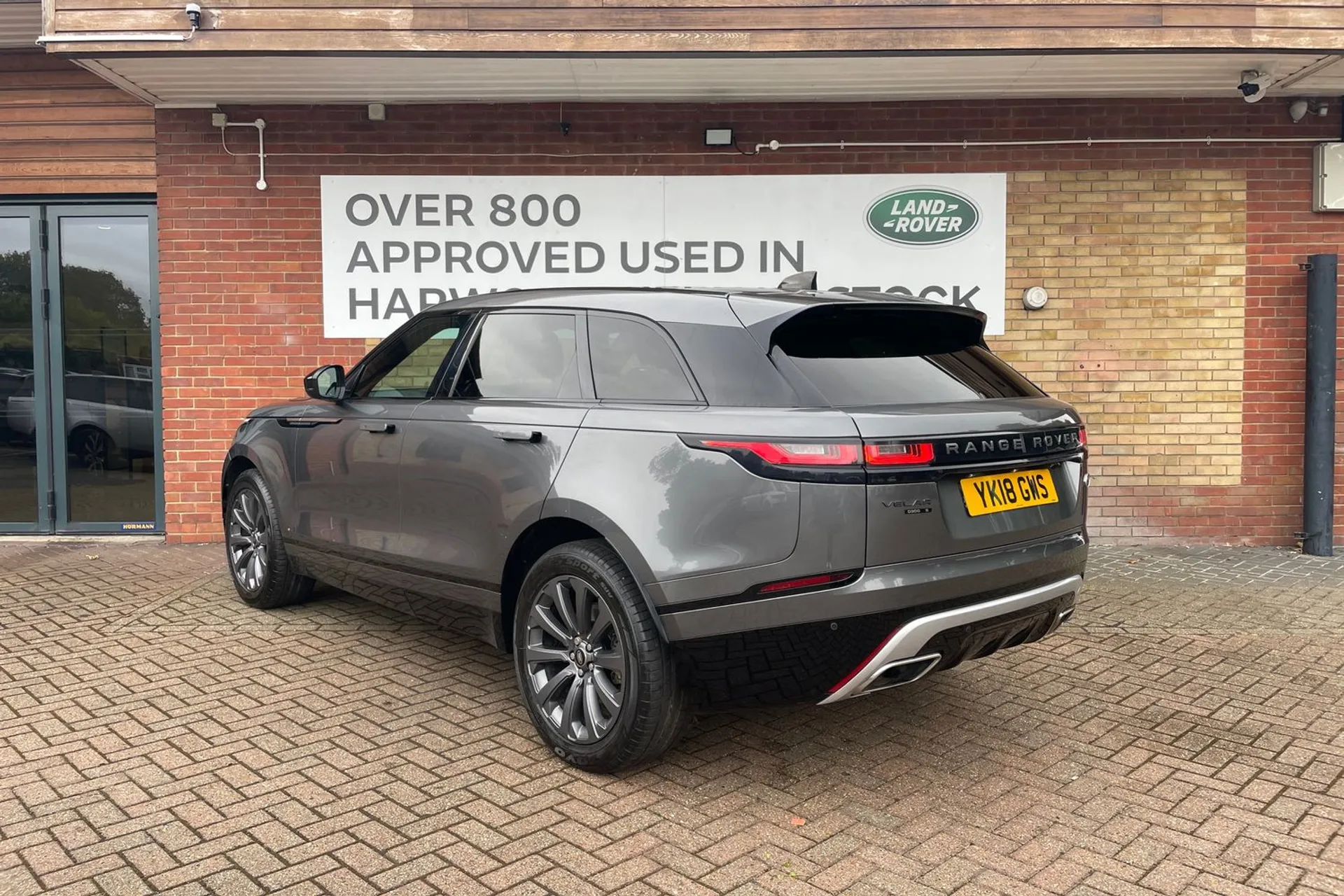 LAND ROVER RANGE ROVER VELAR thumbnail image number 7