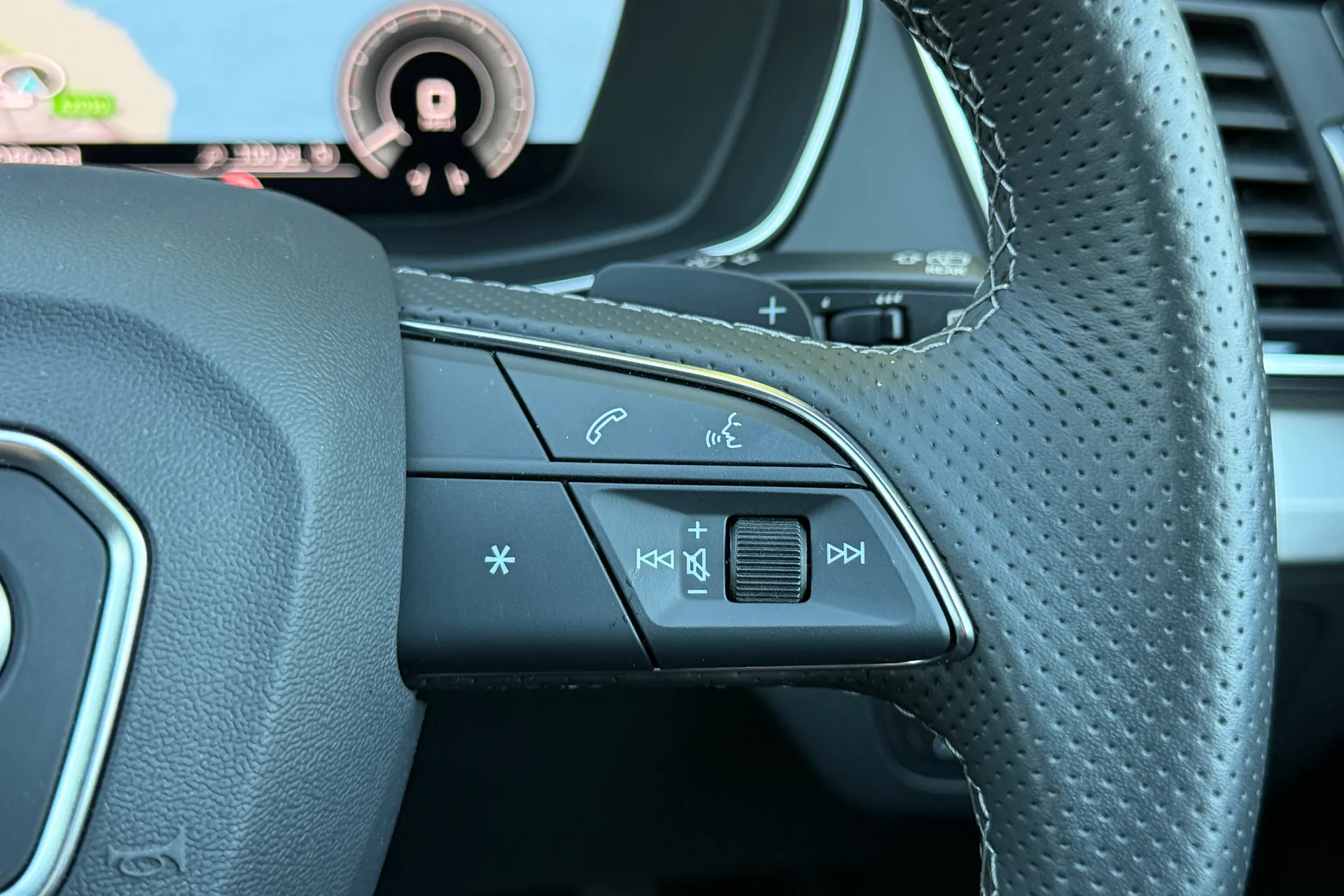 Audi Q5 thumbnail image number 54