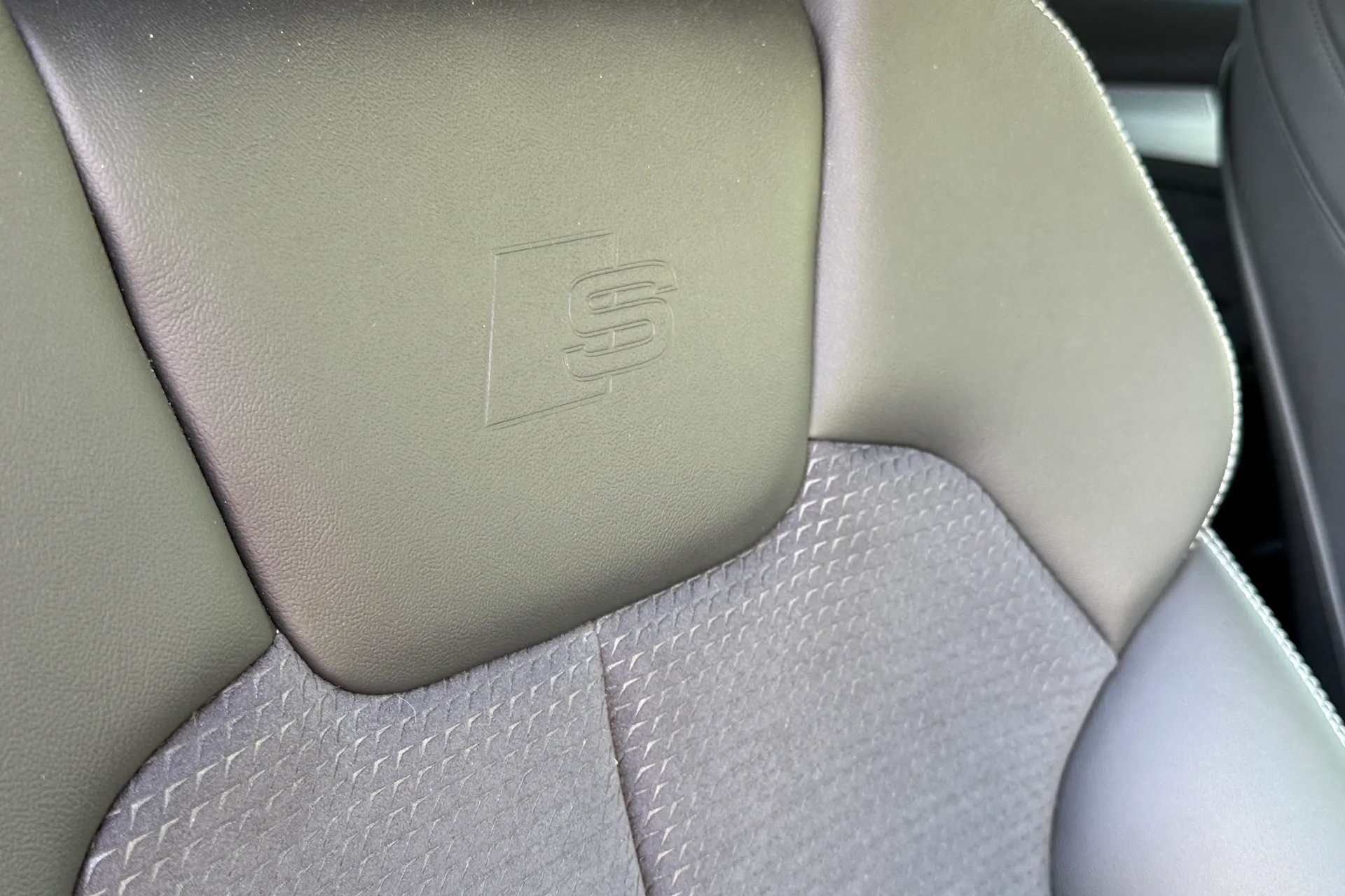 Audi Q5 thumbnail image number 40