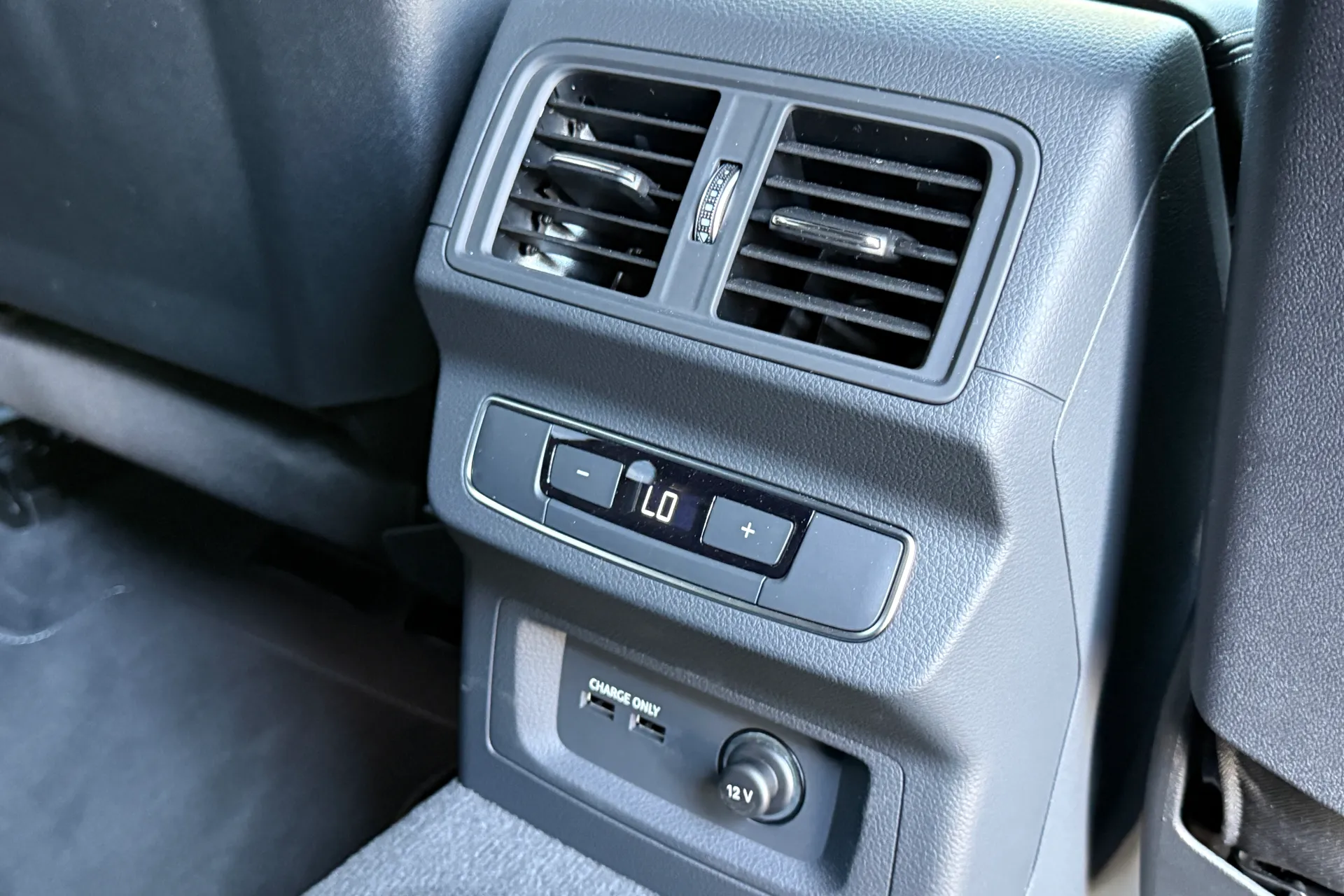 Audi Q5 thumbnail image number 42