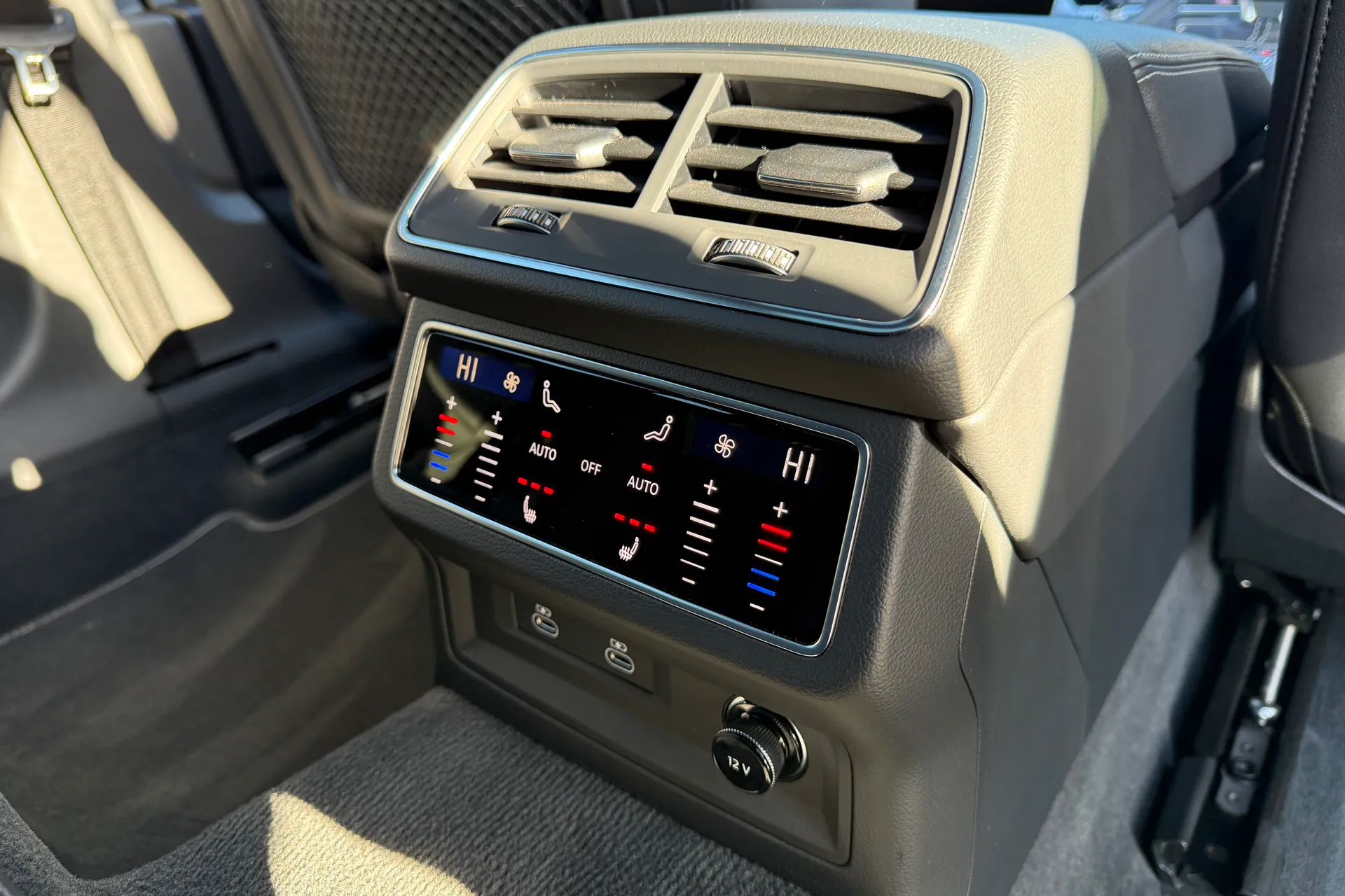 Audi A6 thumbnail image number 58