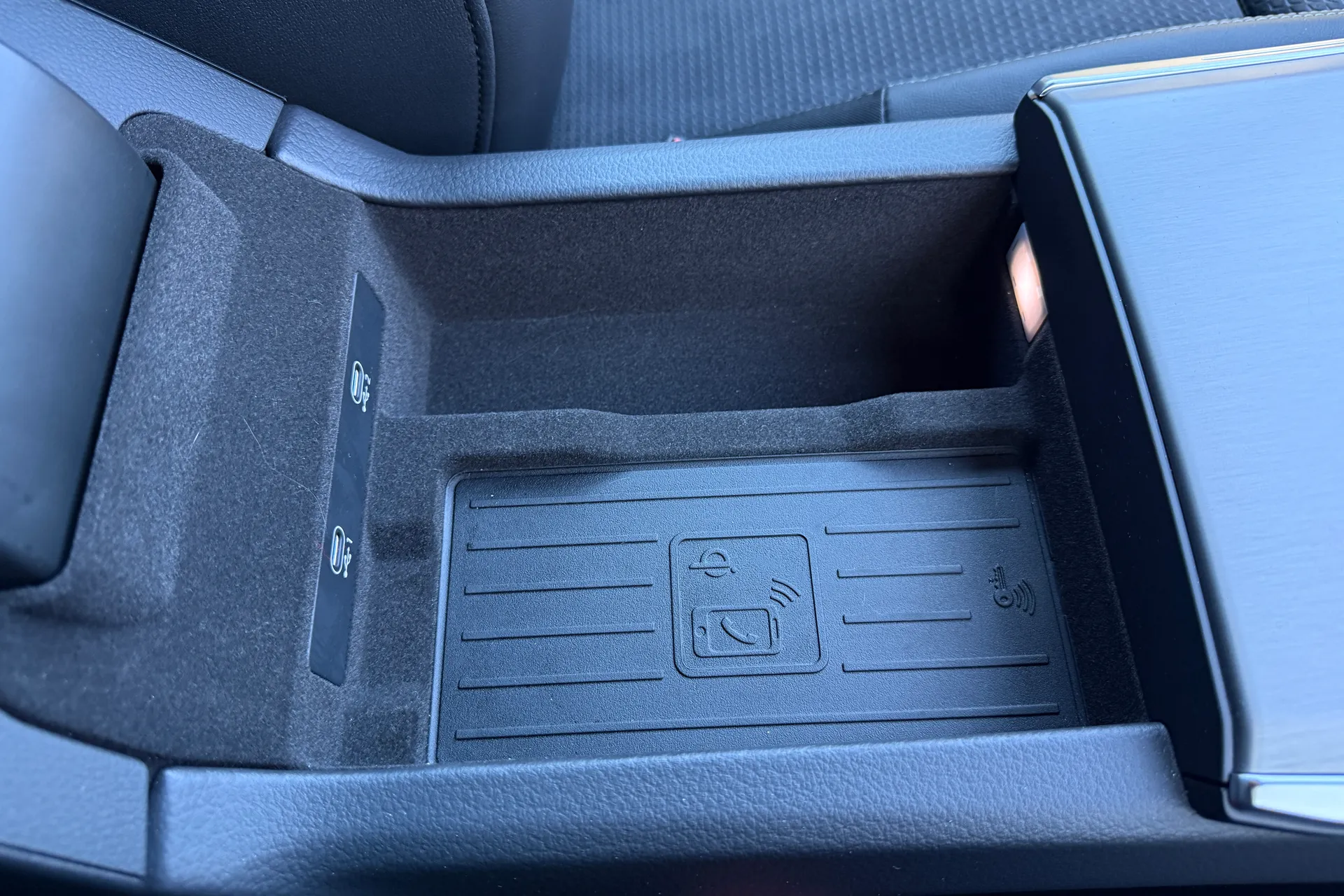 Audi A6 thumbnail image number 19