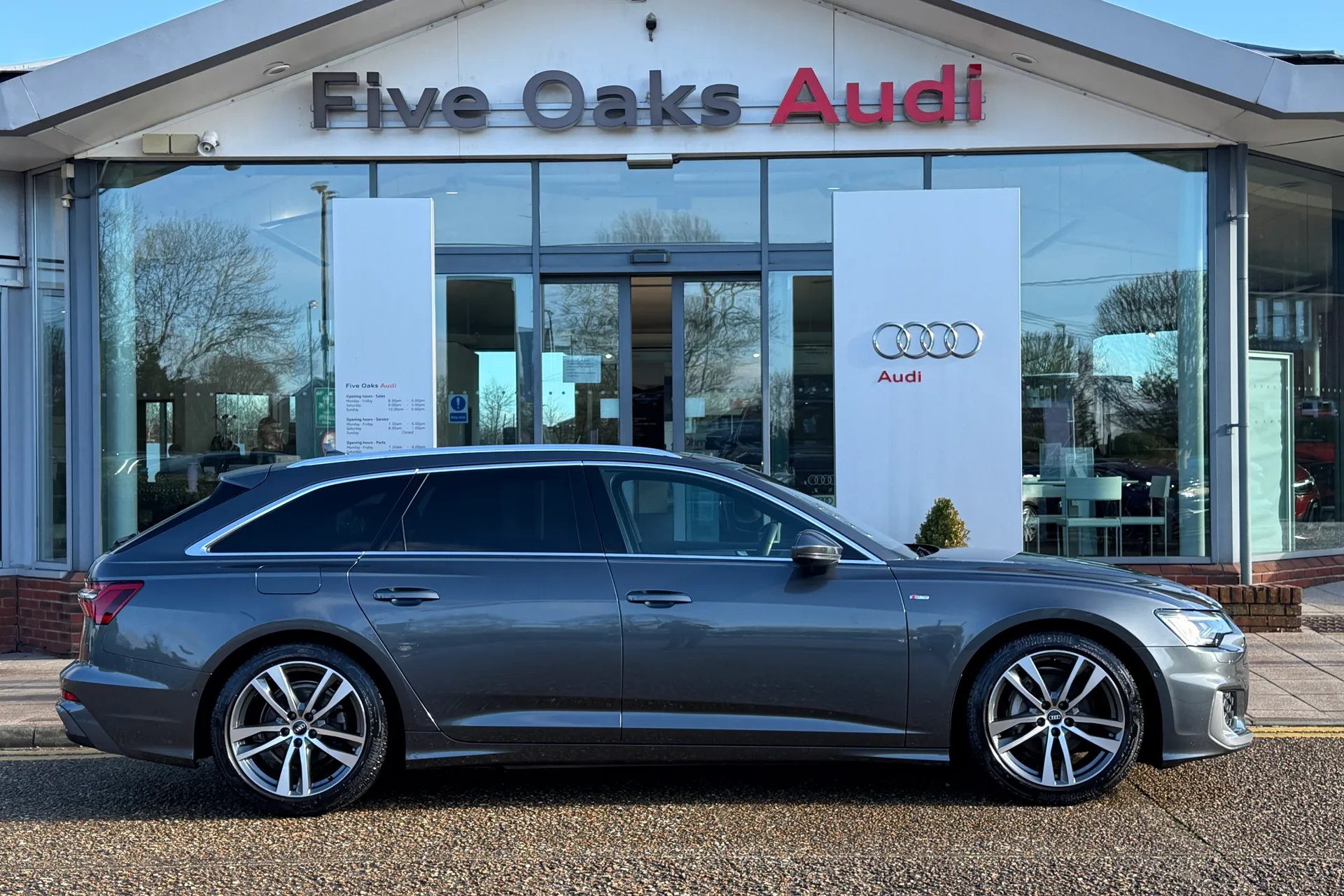 Audi A6 thumbnail image number 2