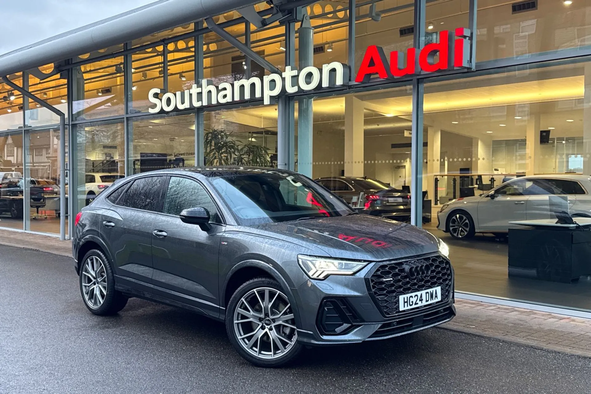 Audi Q3 focused image