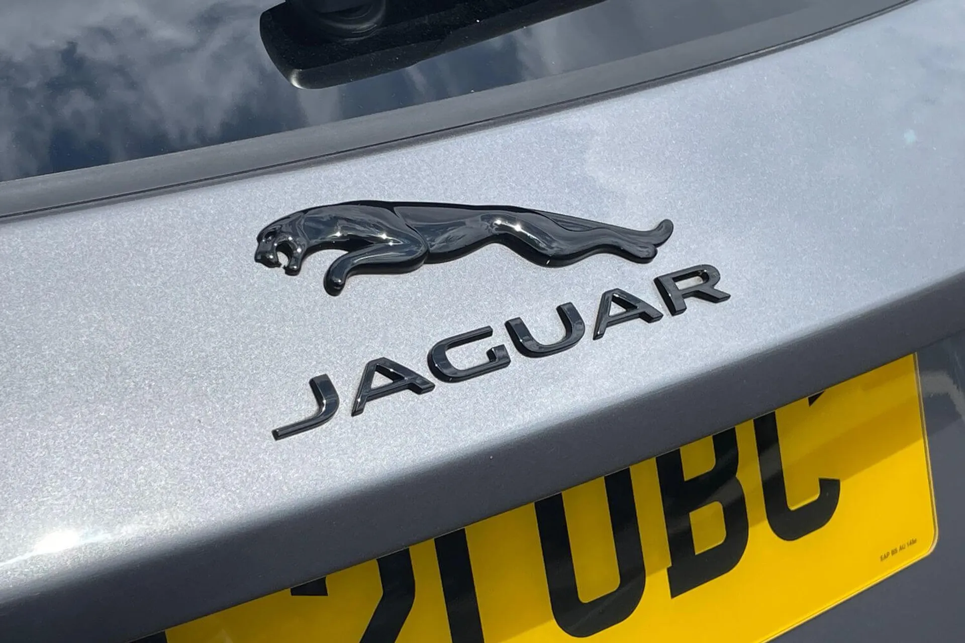 Jaguar E-PACE thumbnail image number 52