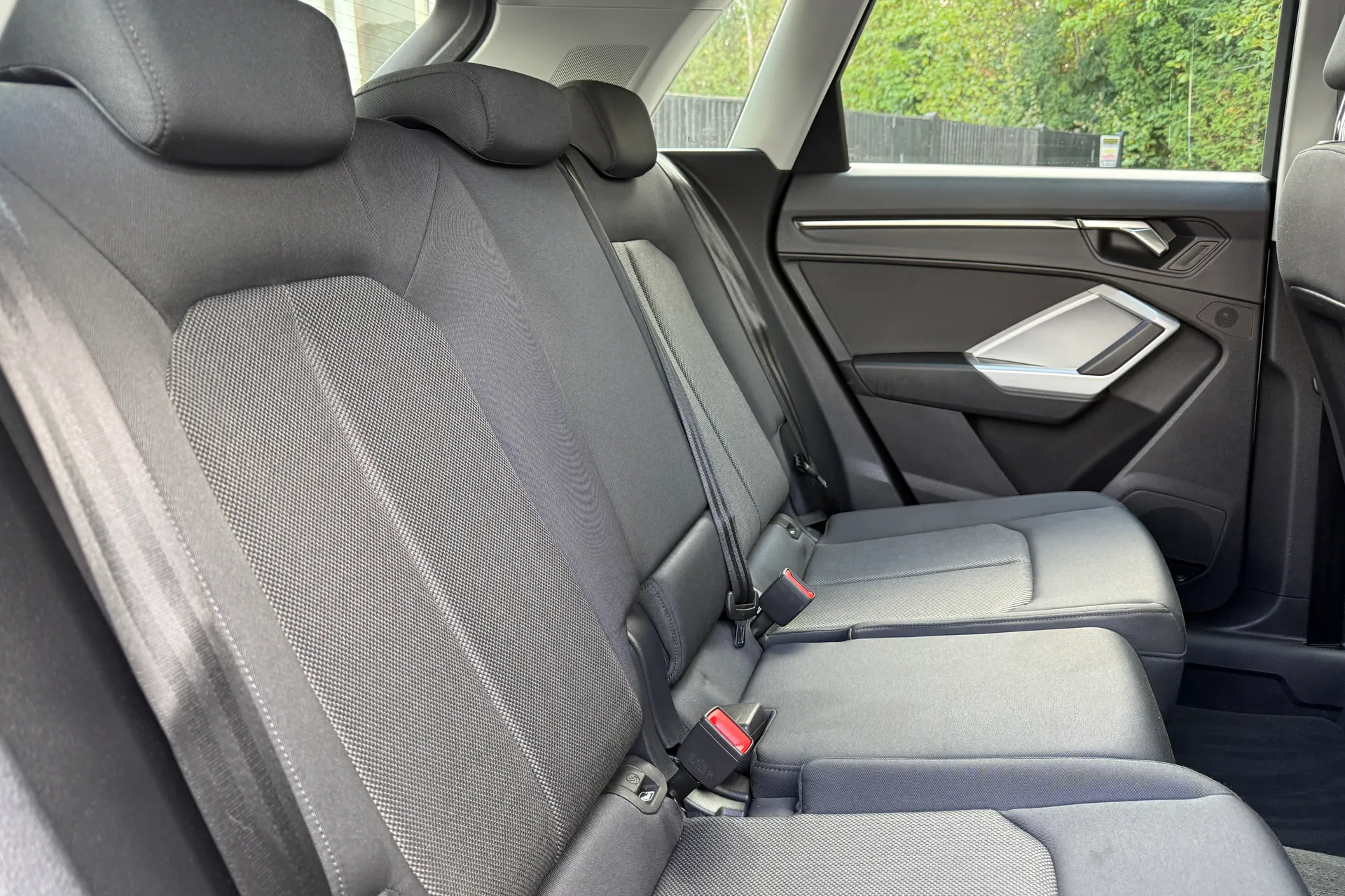 Audi Q3 thumbnail image number 27