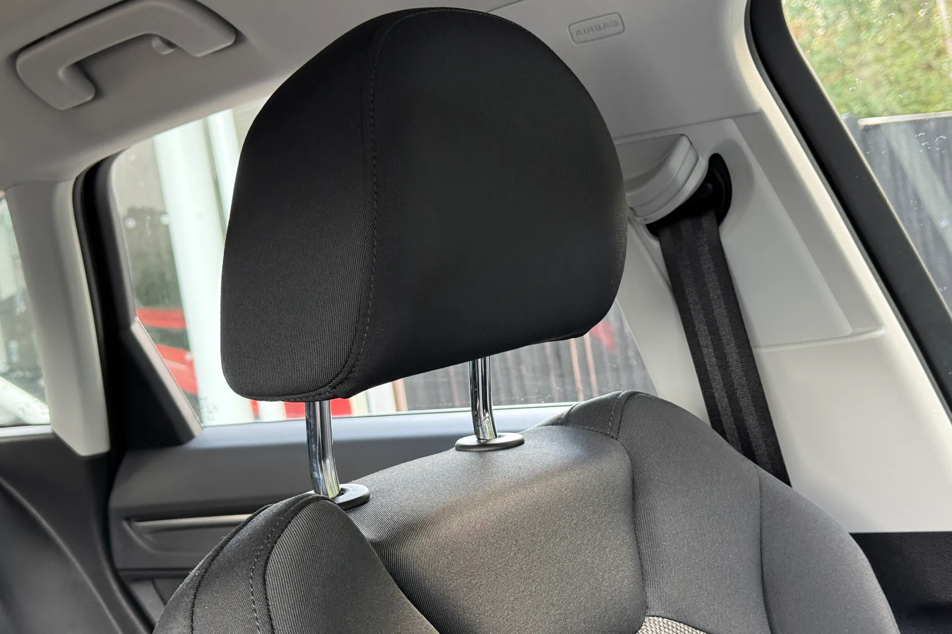 Audi Q3 thumbnail image number 19