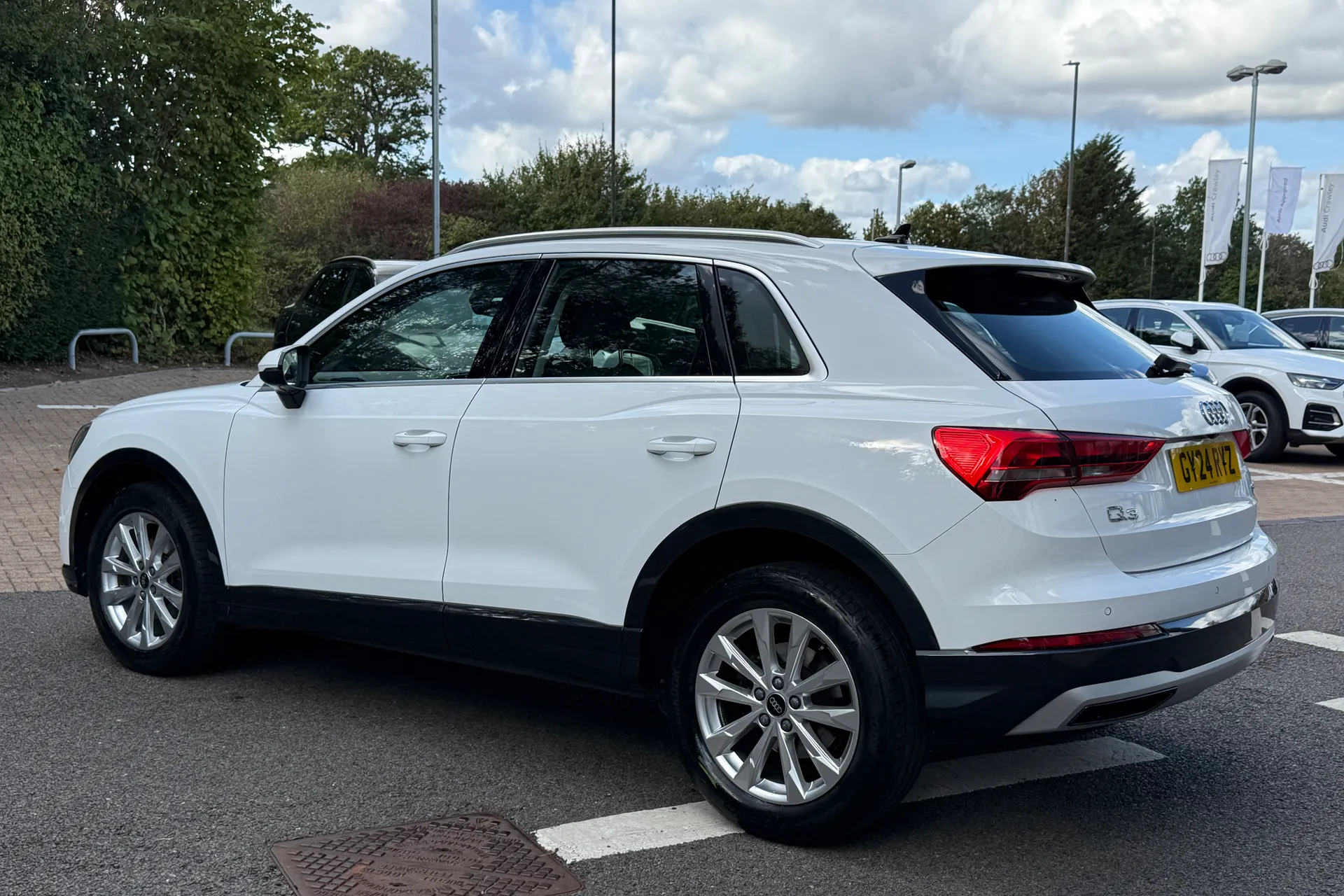 Audi Q3 thumbnail image number 40