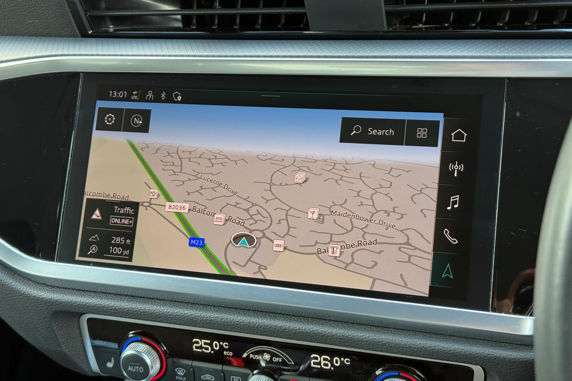 Audi Q3 thumbnail image number 6