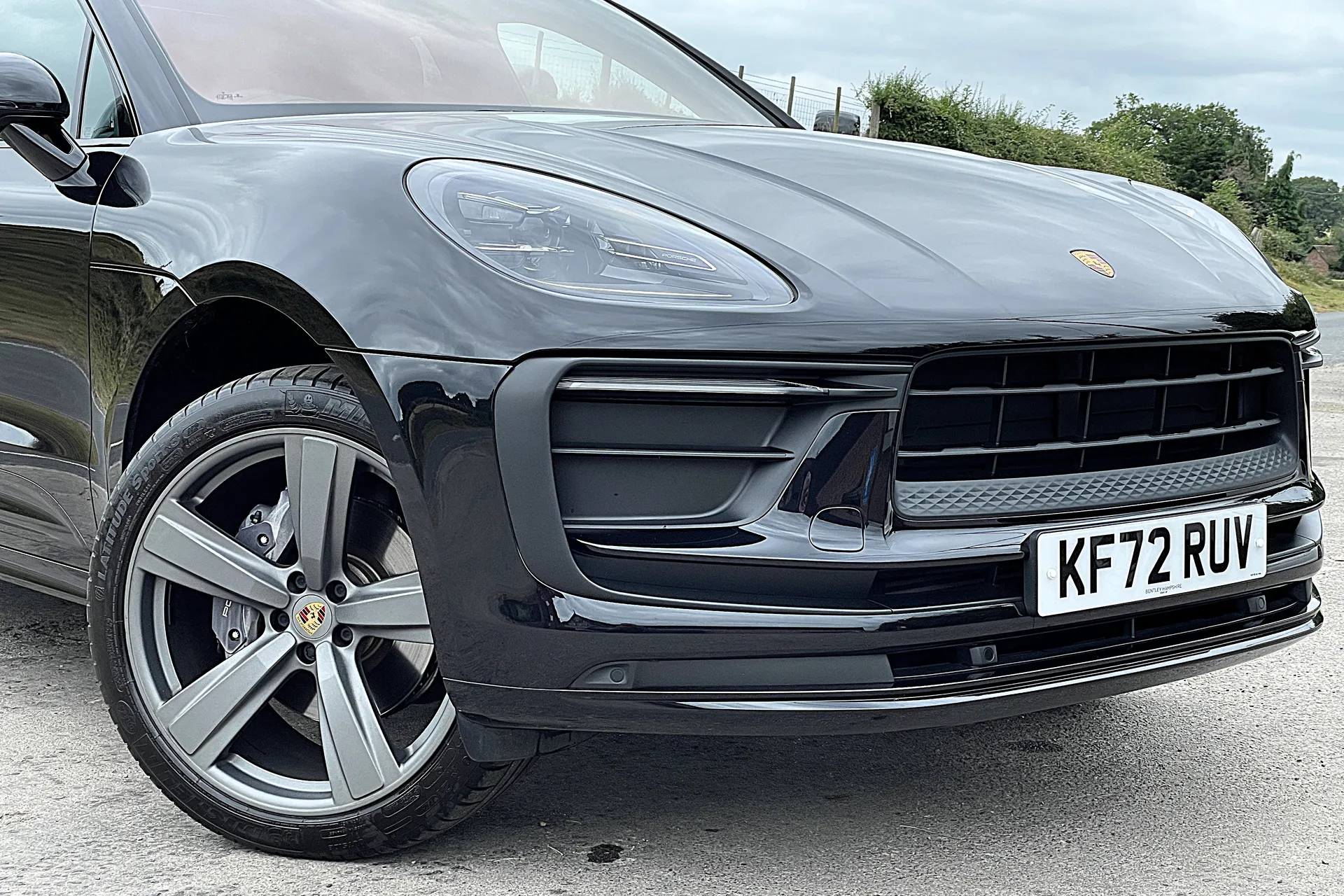 Porsche MACAN thumbnail image number 6