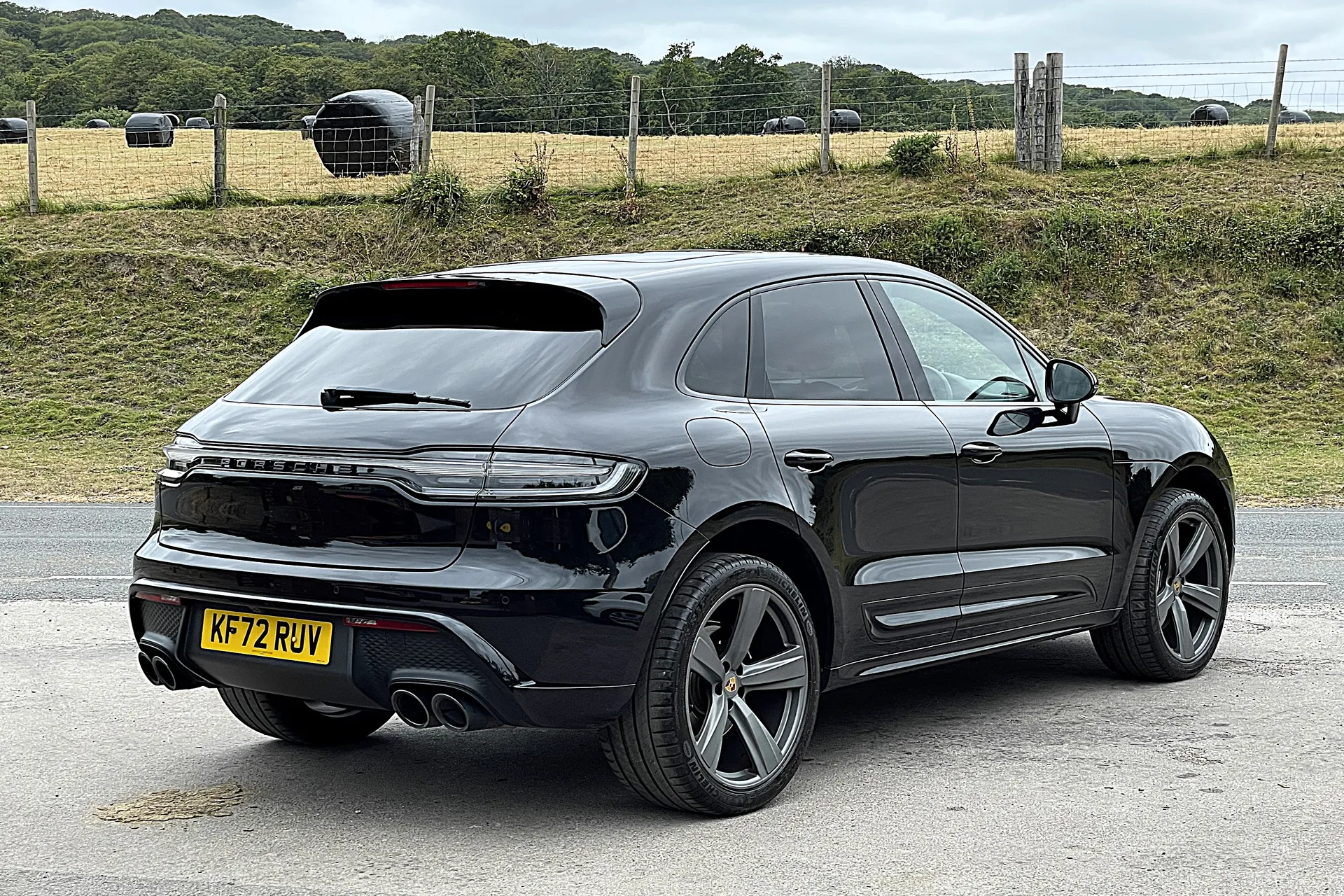 Porsche MACAN thumbnail image number 11