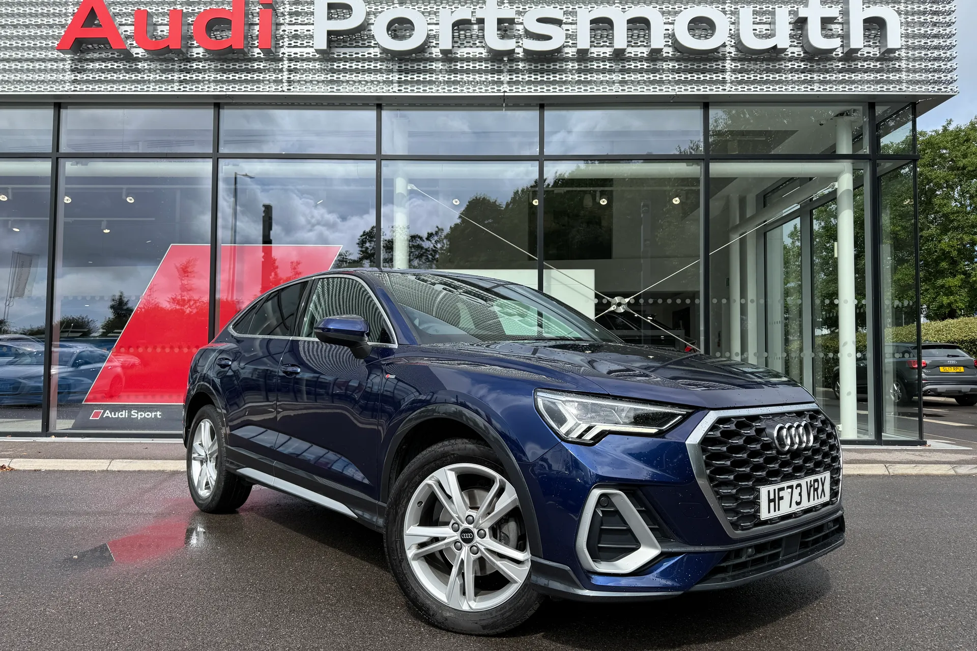 Audi Q3 focused image