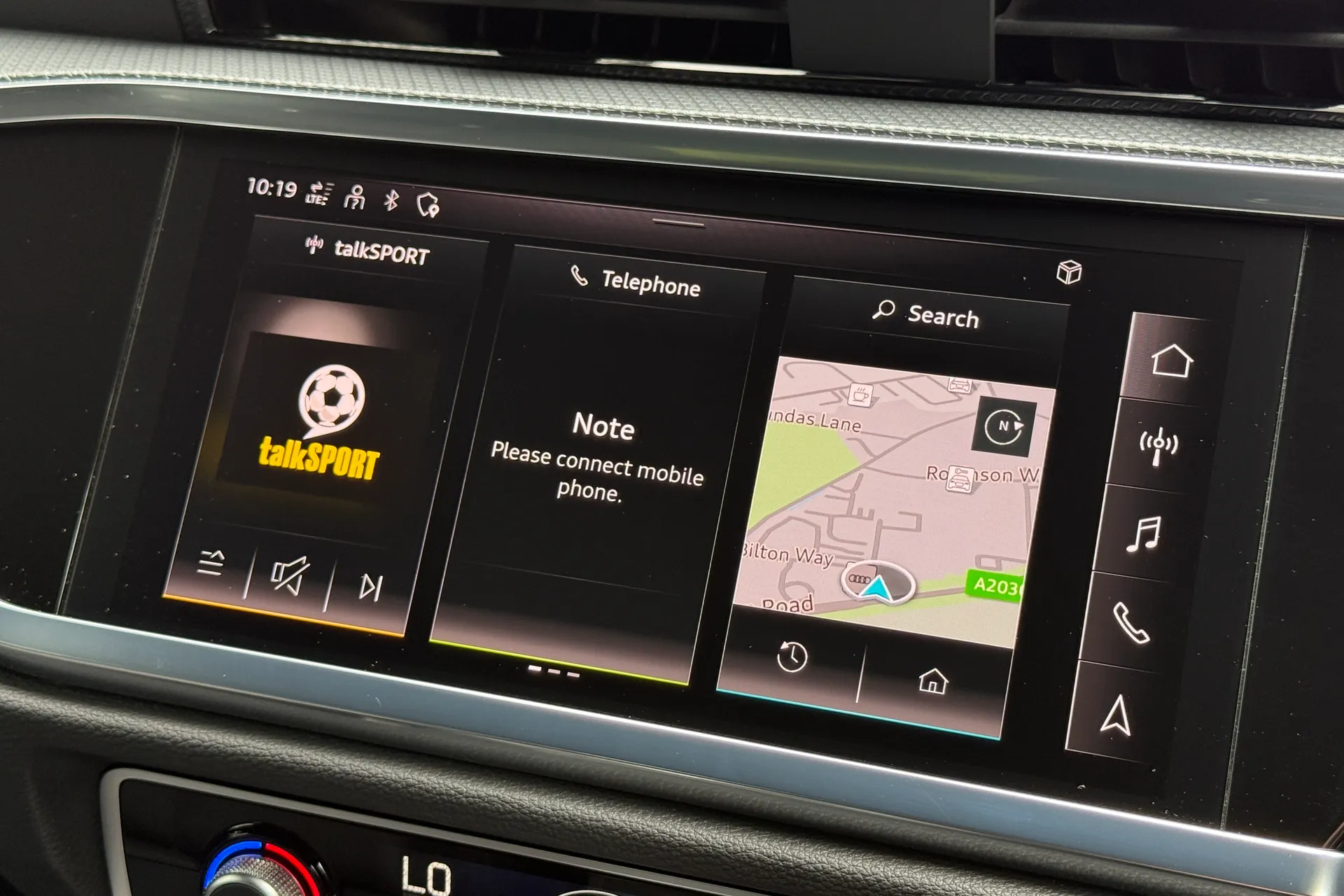 Audi Q3 thumbnail image number 13