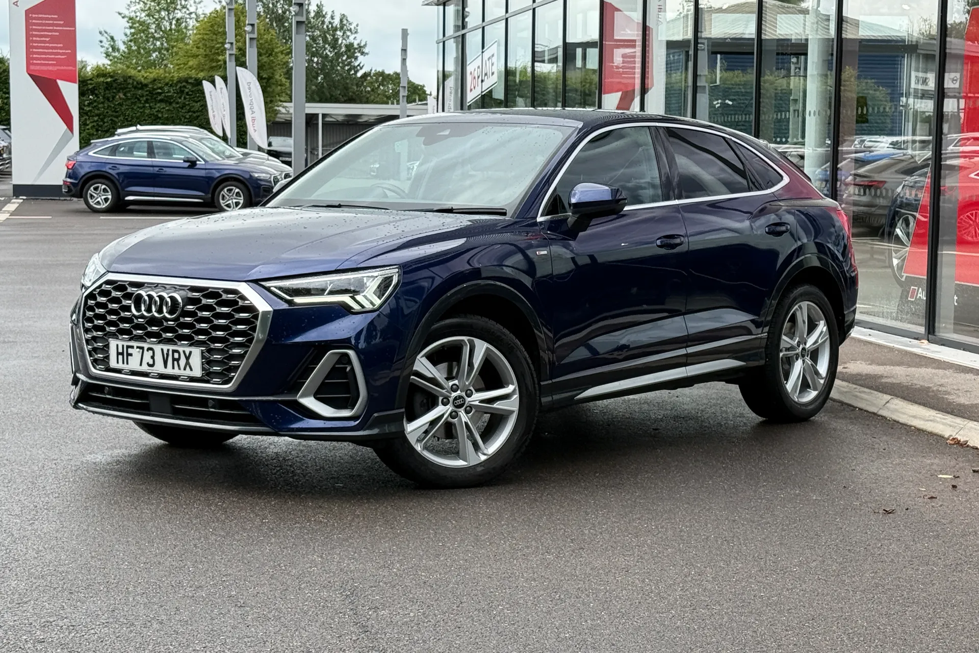 Audi Q3 thumbnail image number 8