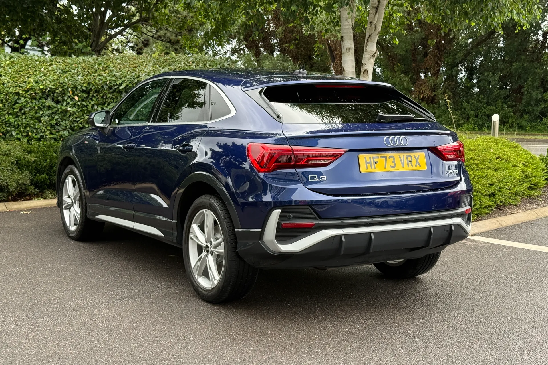 Audi Q3 thumbnail image number 43