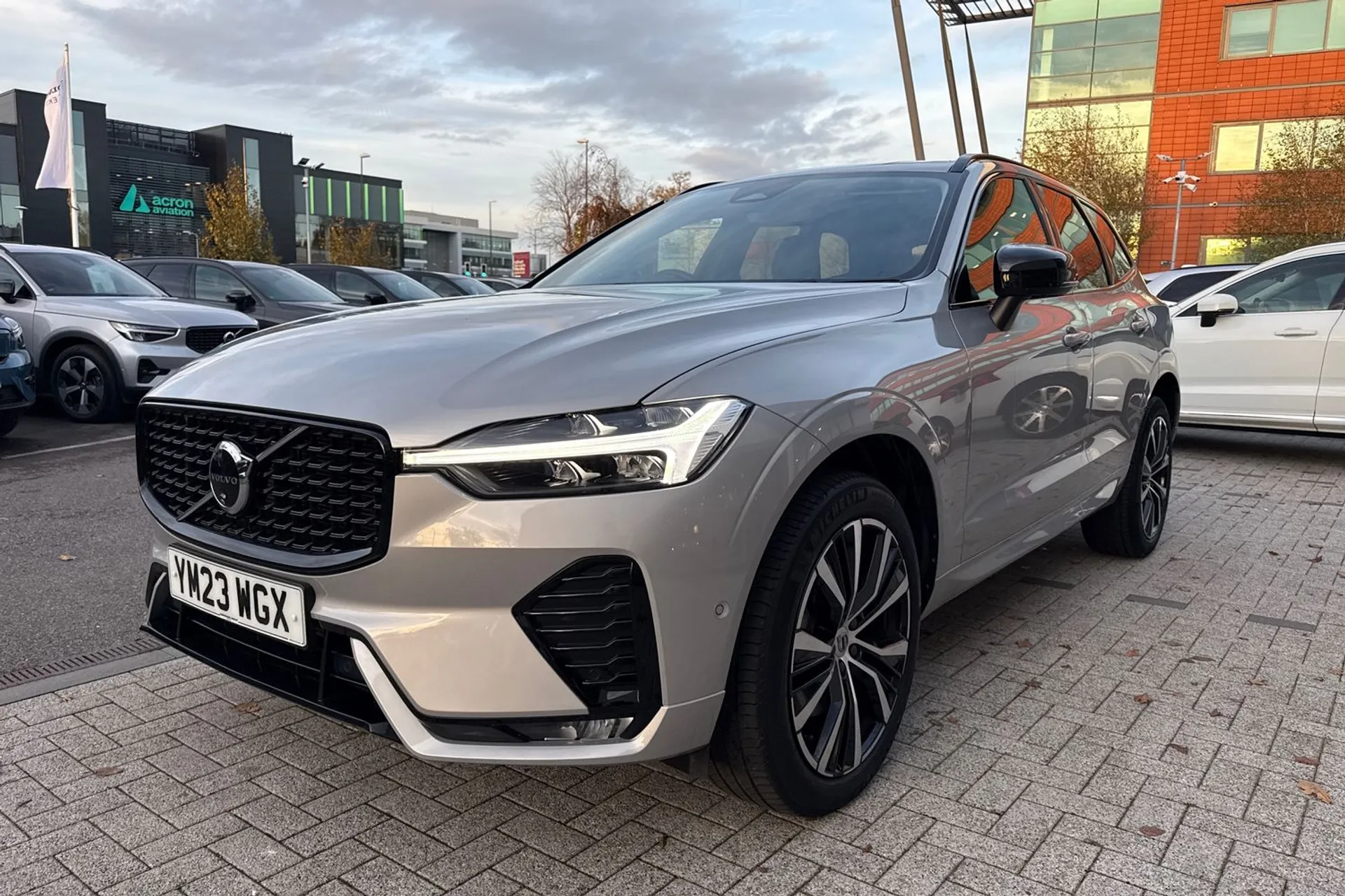 Volvo XC60 thumbnail image number 12