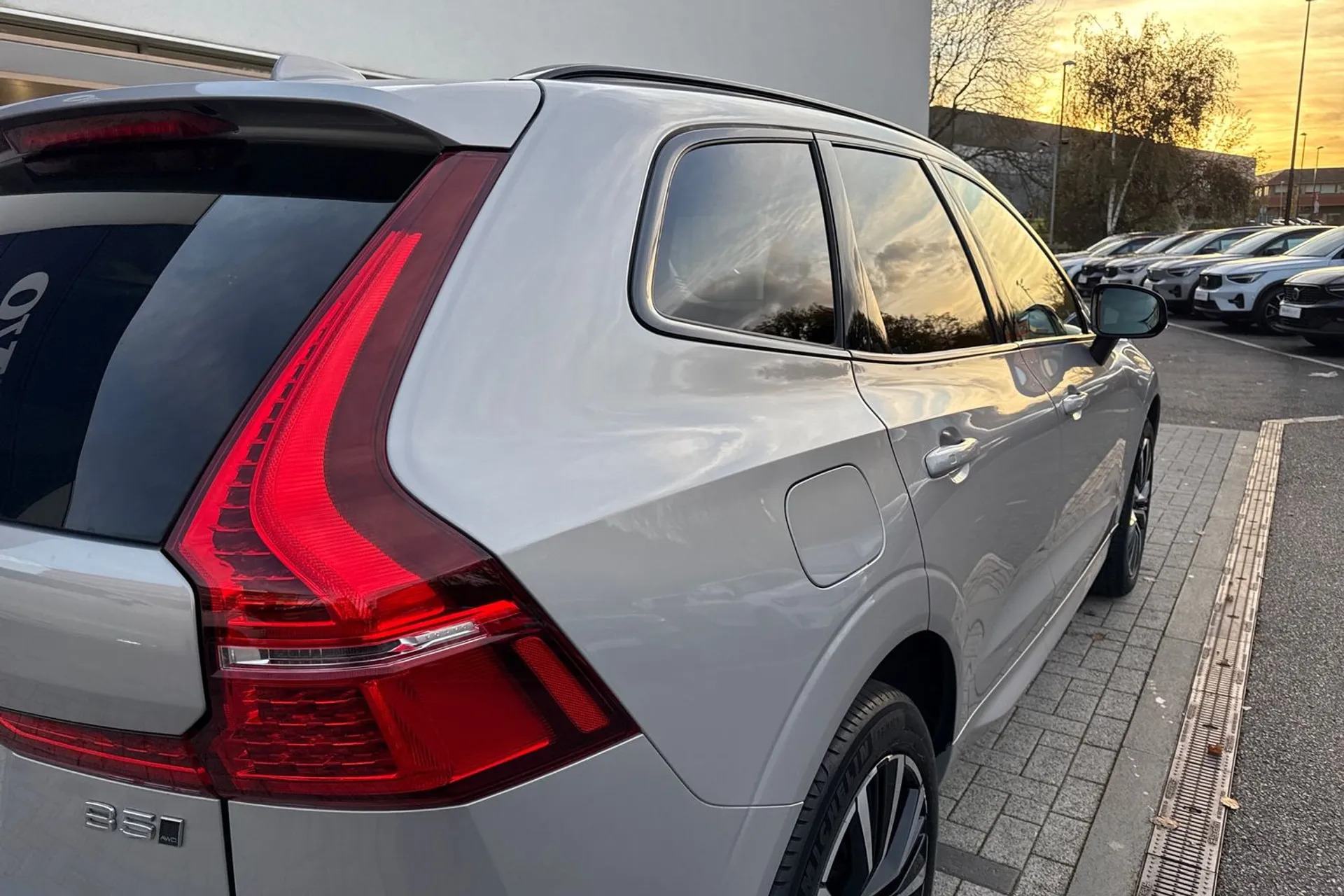 Volvo XC60 thumbnail image number 15