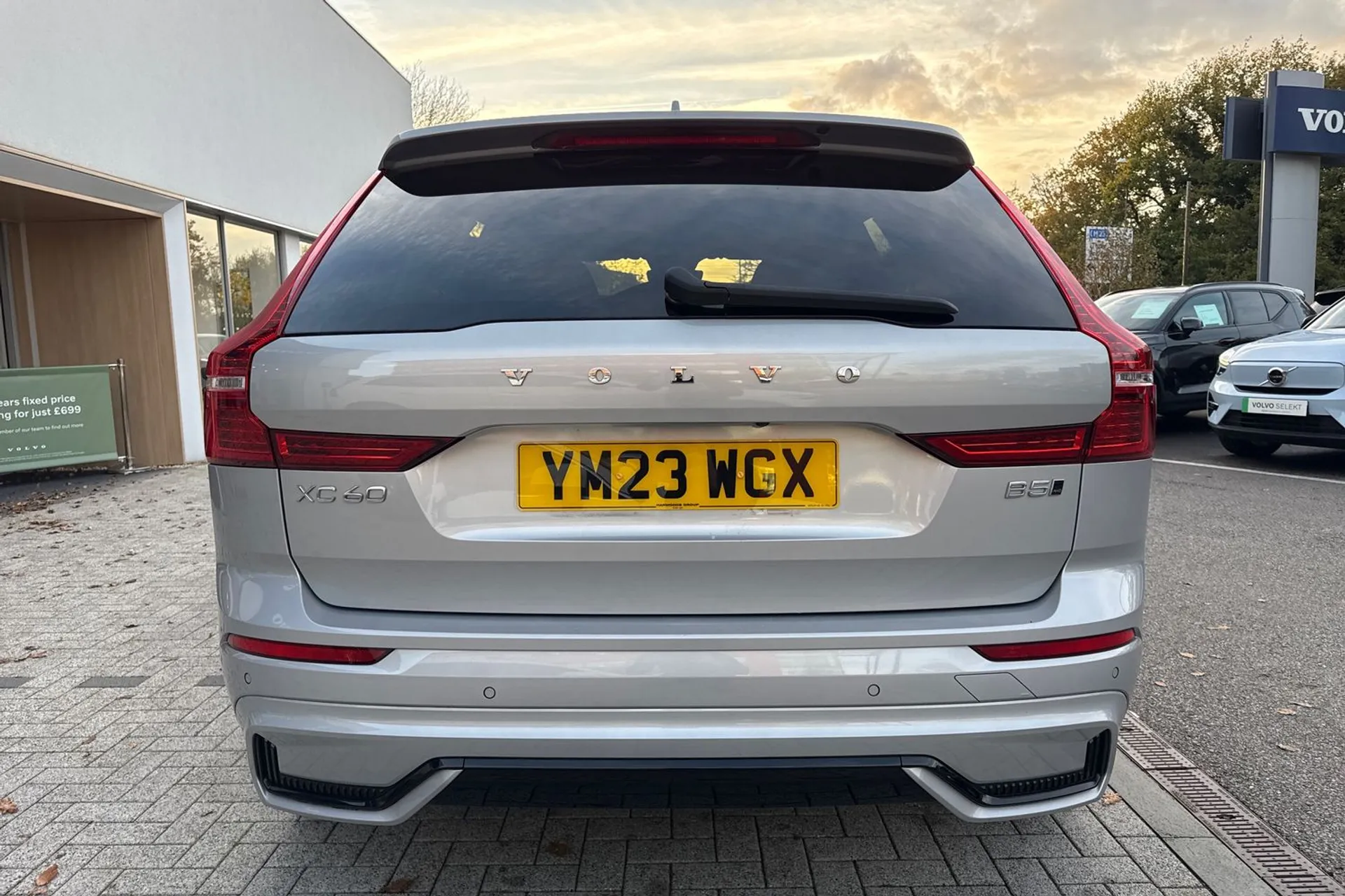 Volvo XC60 thumbnail image number 9