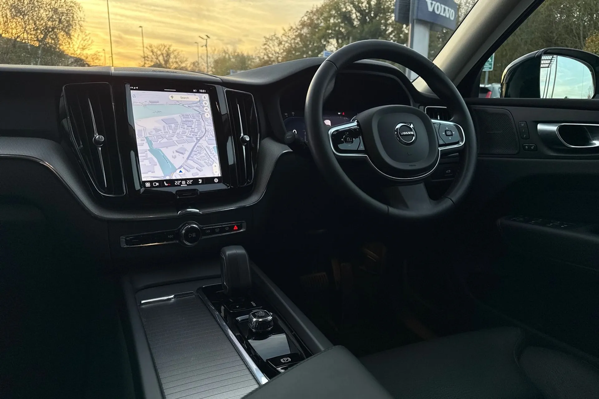 Volvo XC60 thumbnail image number 36