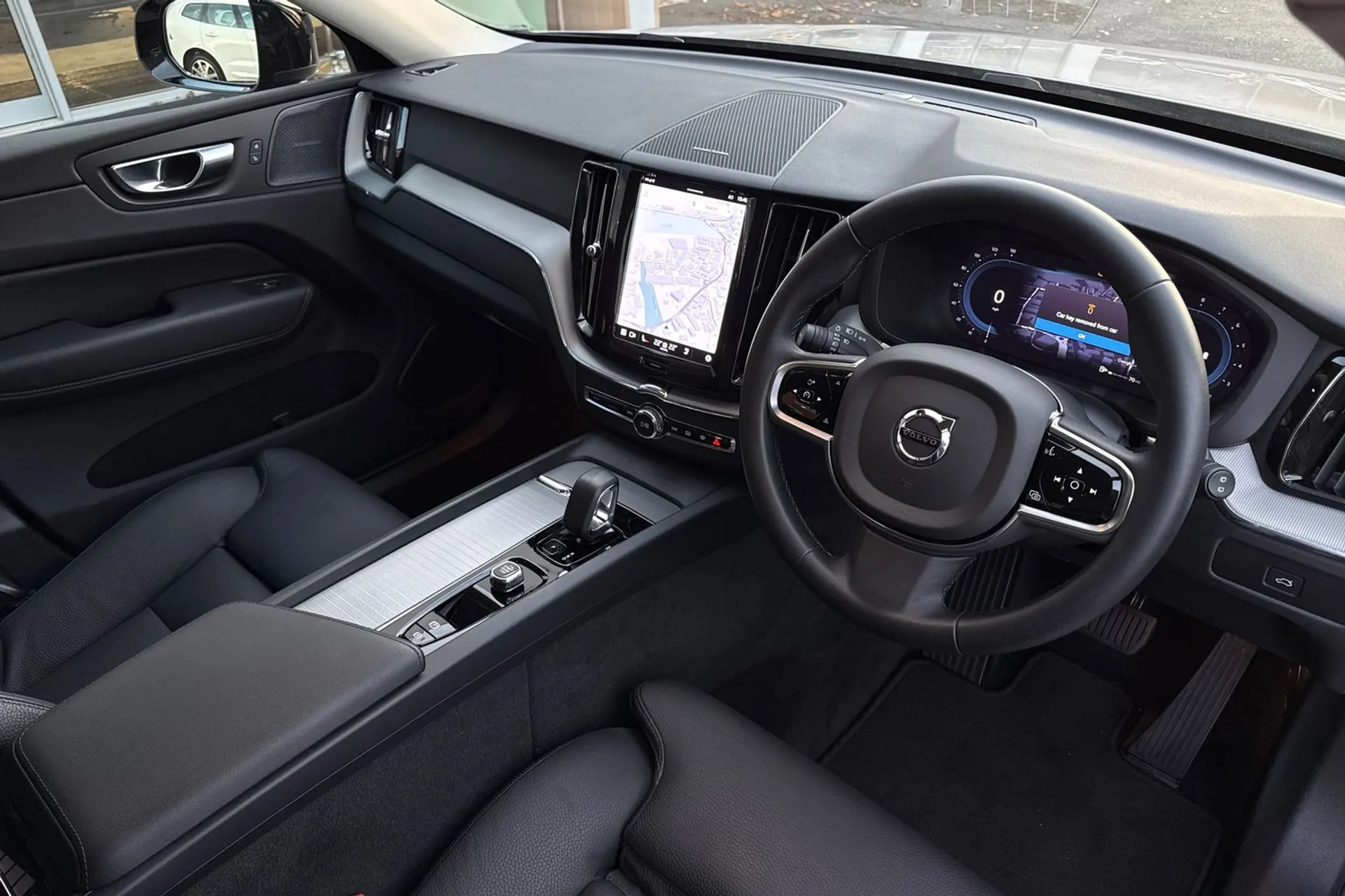 Volvo XC60 thumbnail image number 6