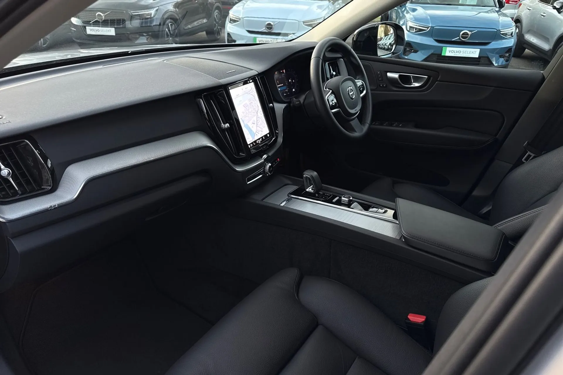 Volvo XC60 thumbnail image number 27