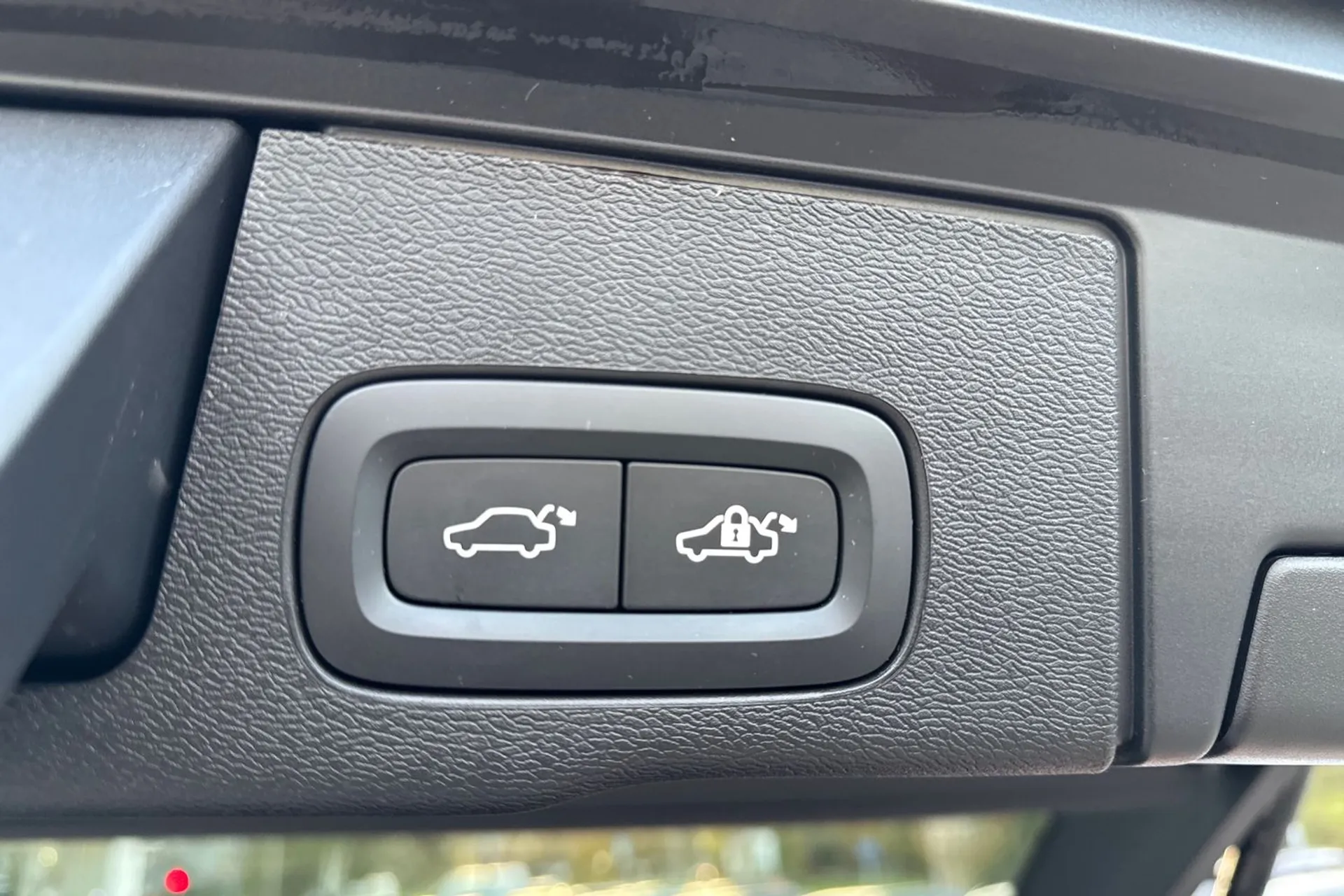 Volvo XC60 thumbnail image number 21