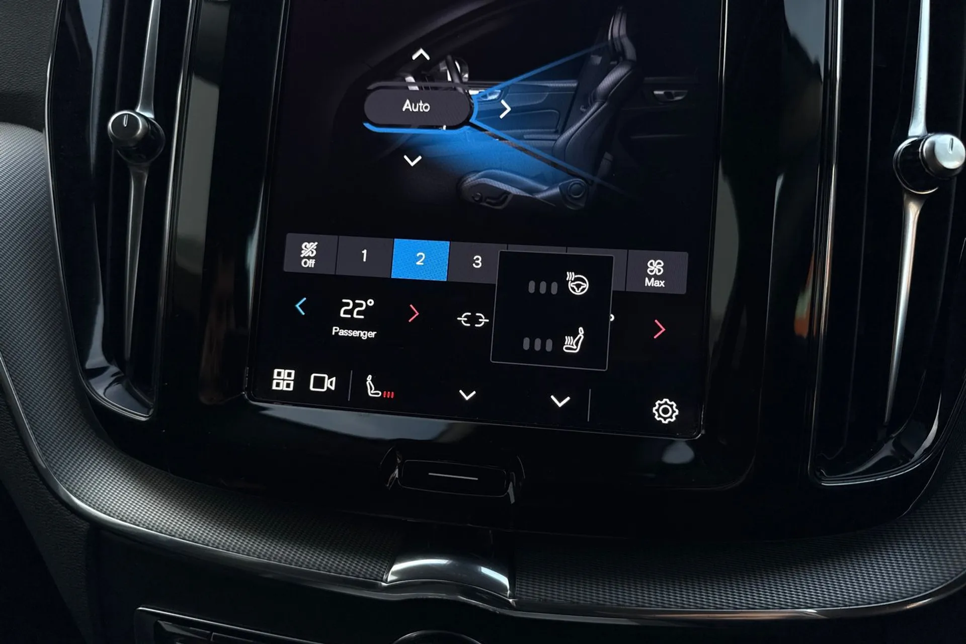 Volvo XC60 thumbnail image number 41