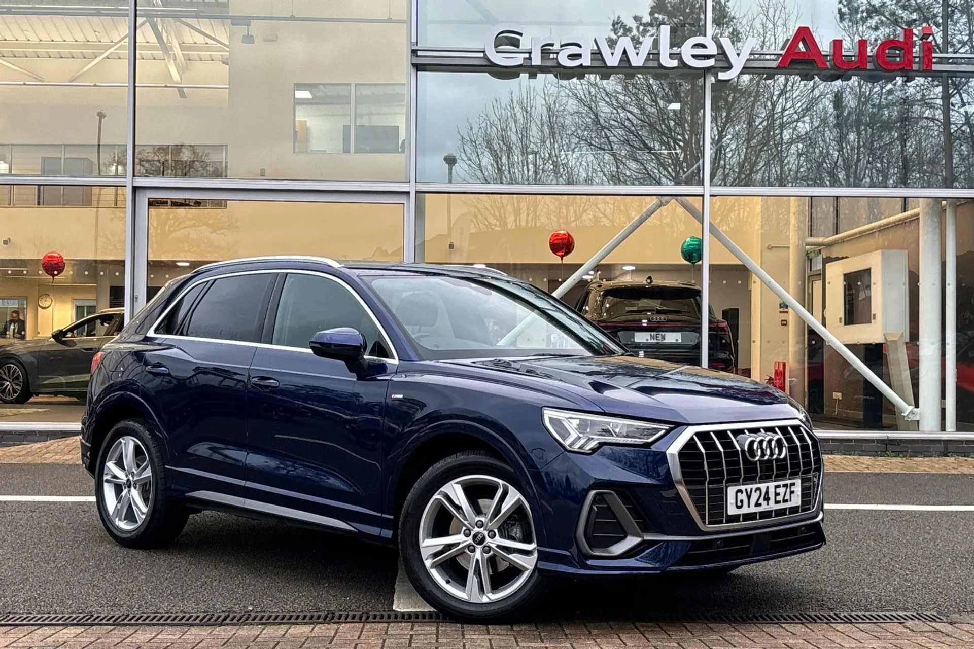 Audi Q3 focused image