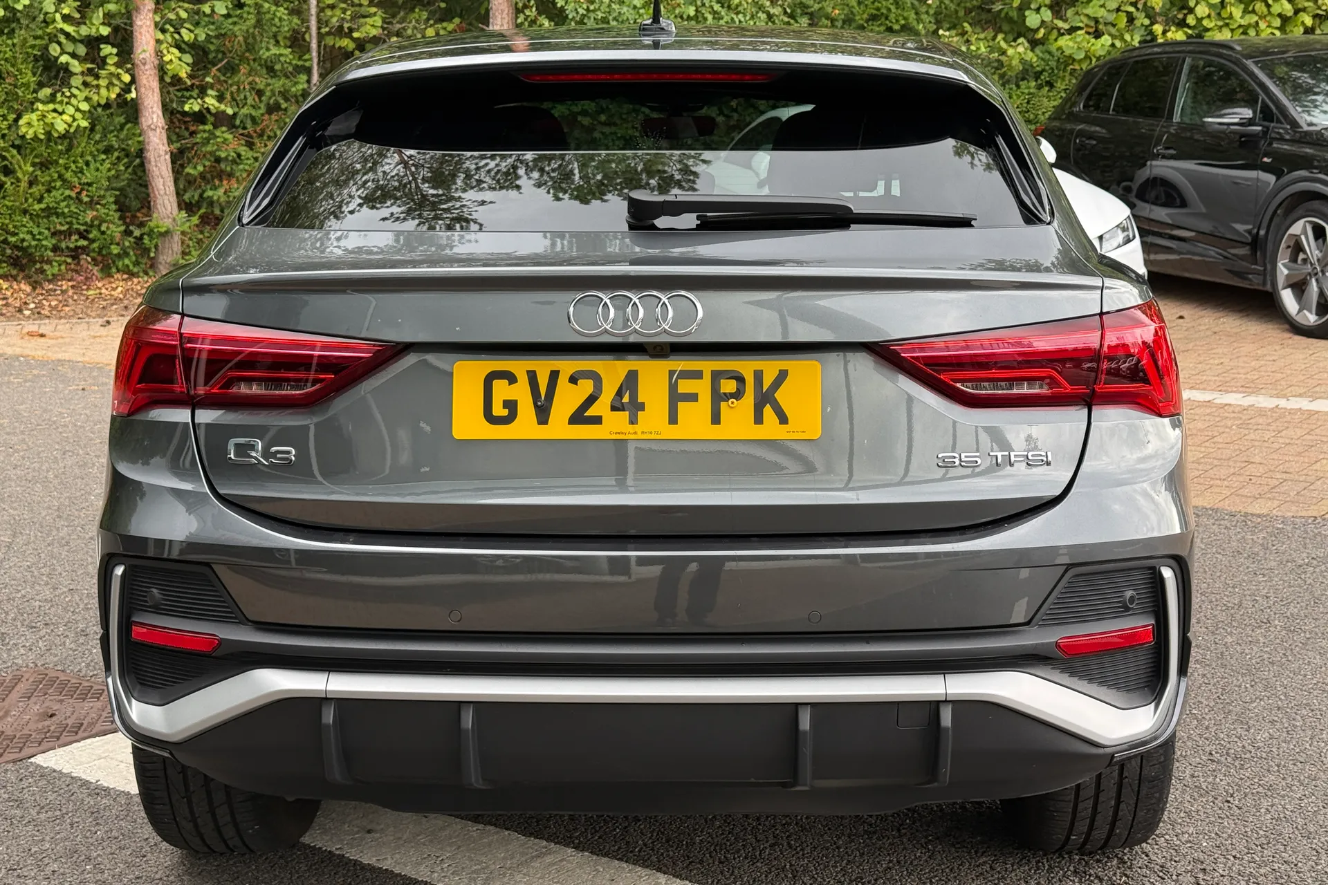 Audi Q3 thumbnail image number 43