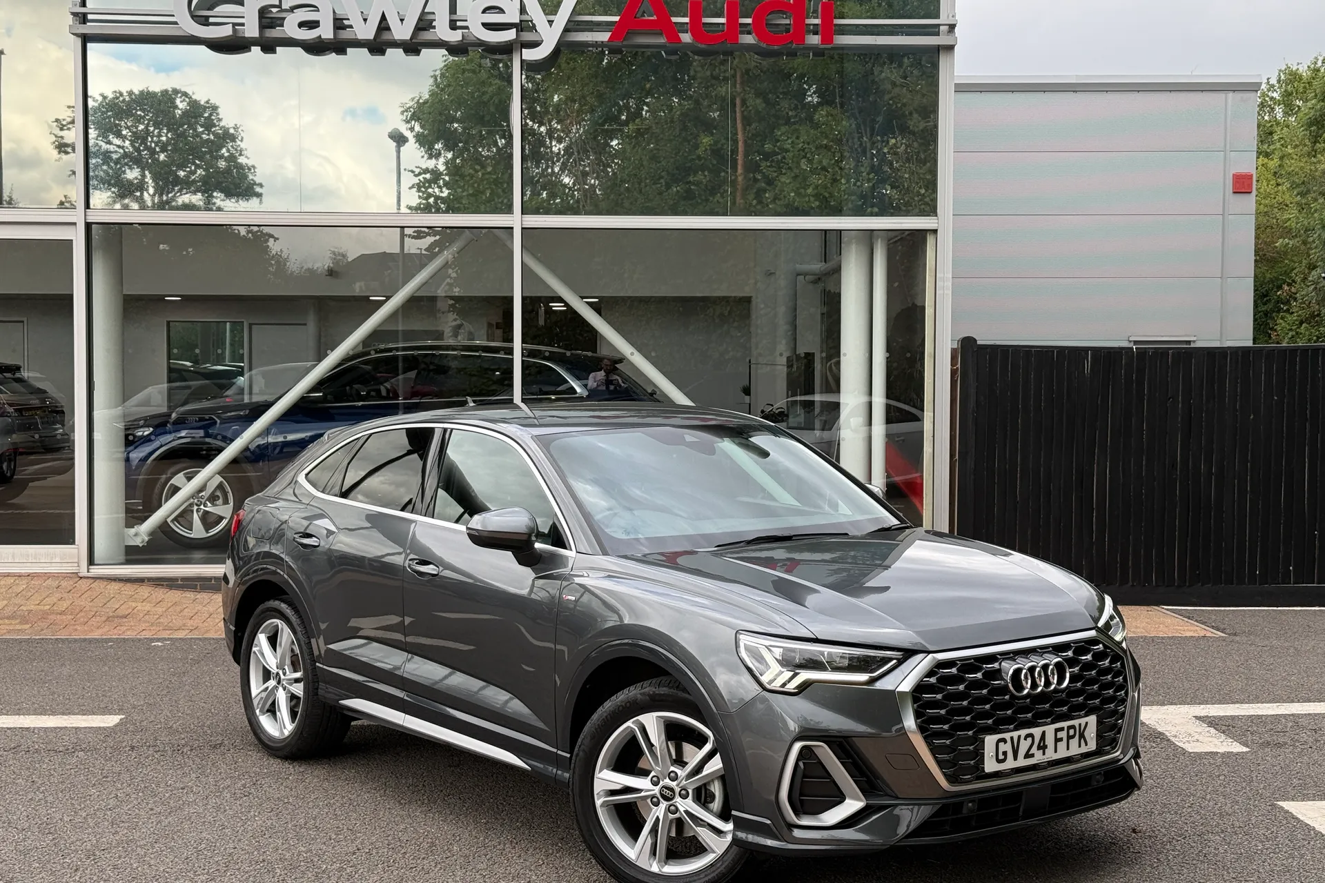 Audi Q3 focused image