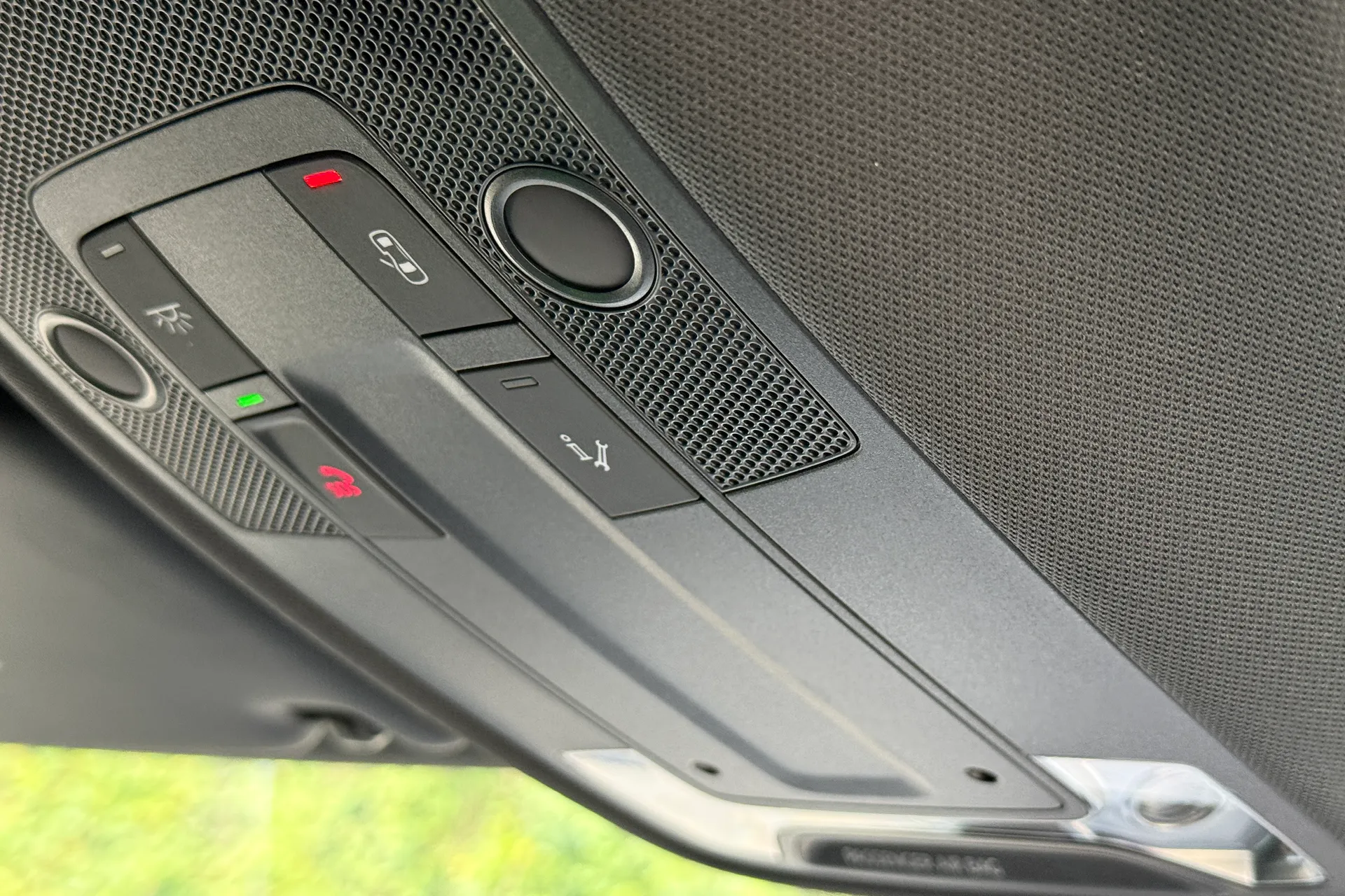 Audi Q3 thumbnail image number 20