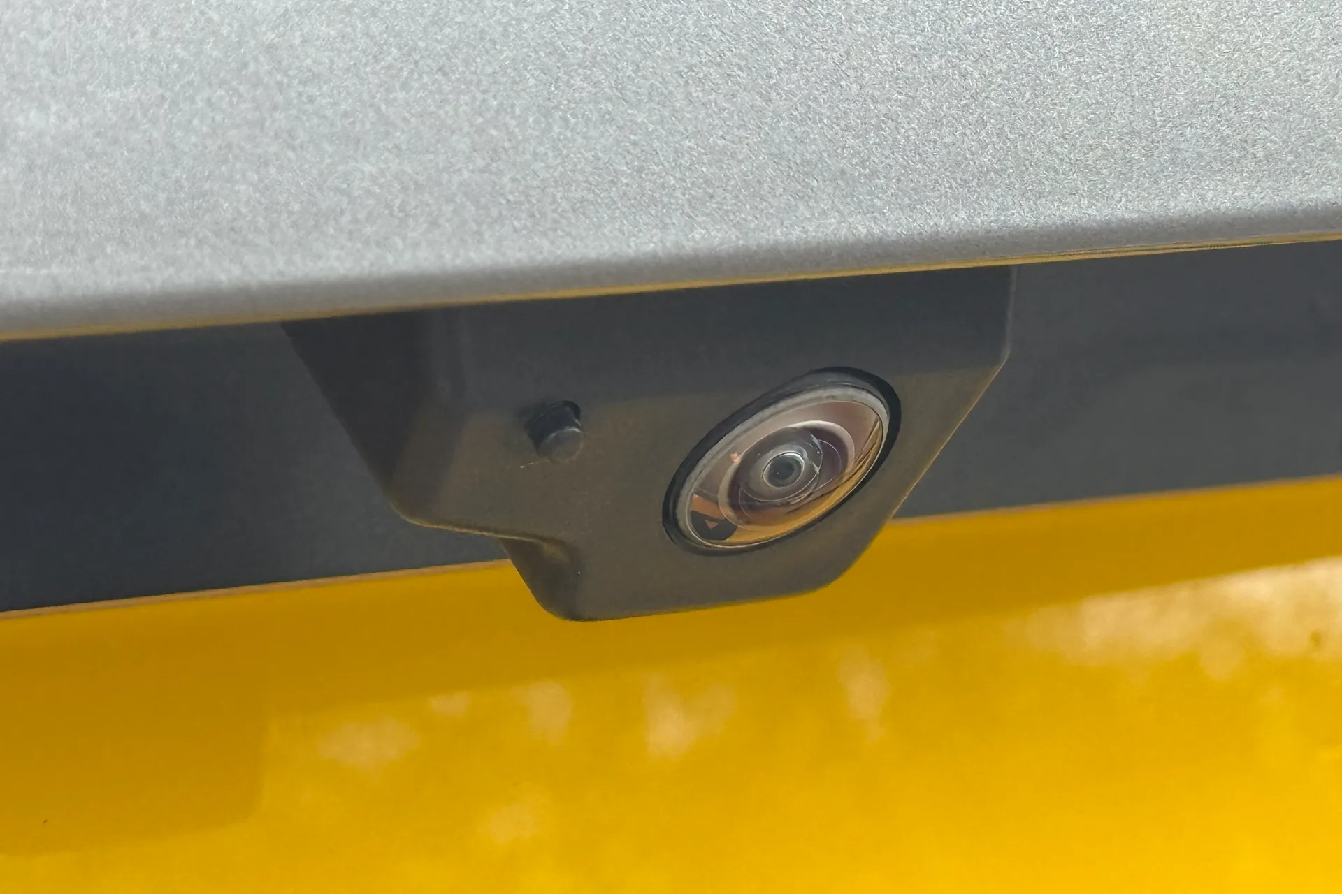 Jaguar F-PACE thumbnail image number 45