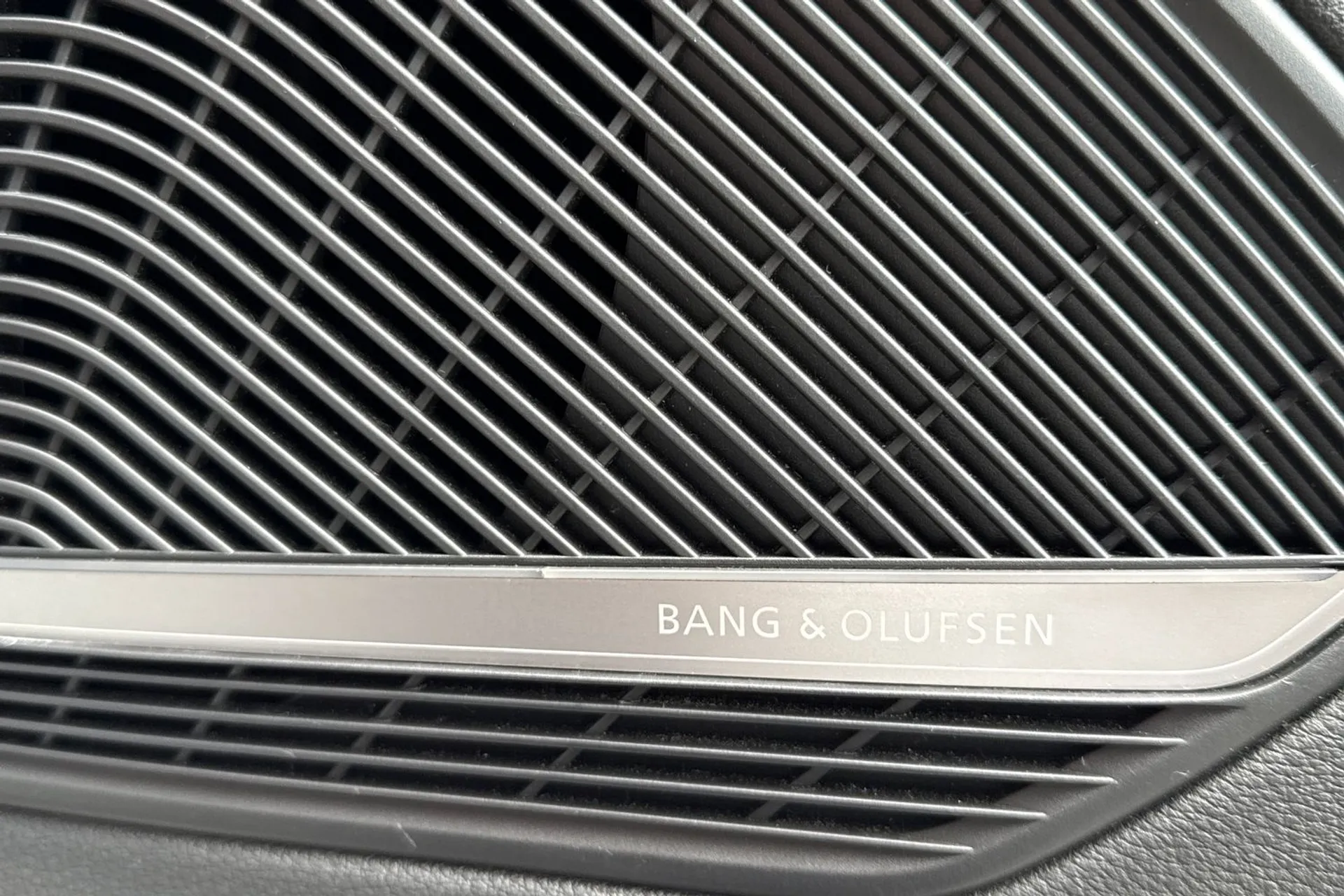 Audi A4 thumbnail image number 14