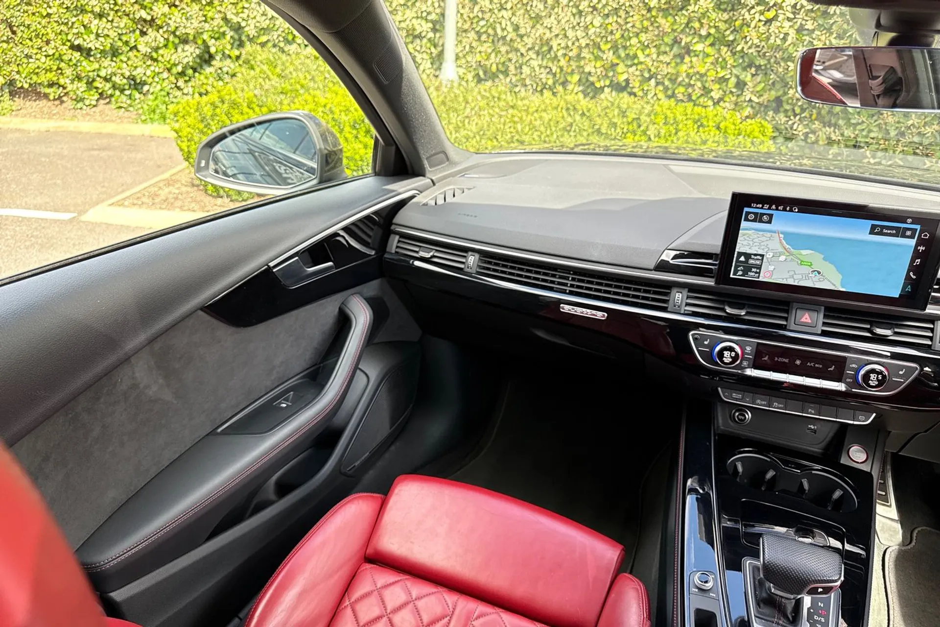 Audi A4 thumbnail image number 46
