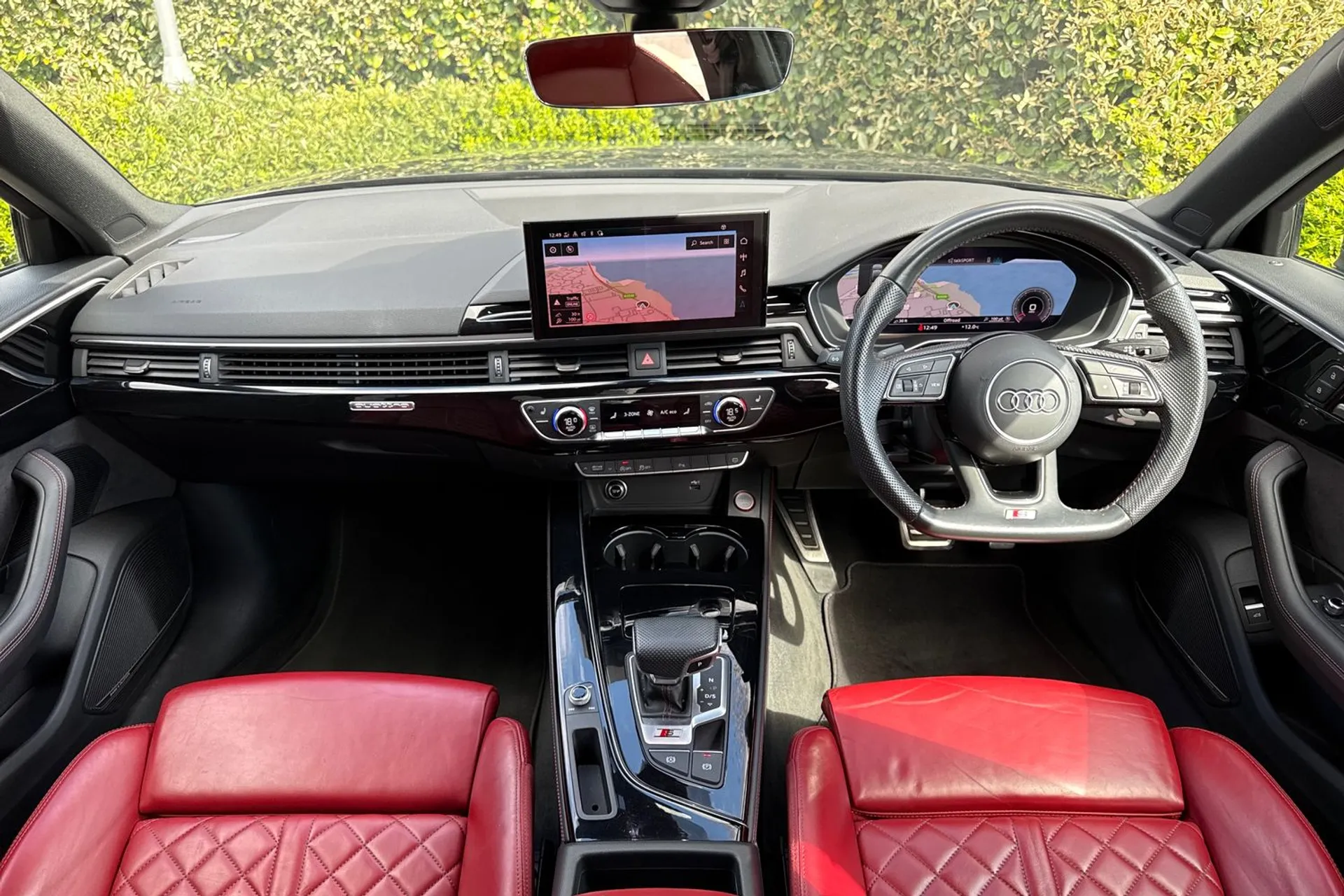 Audi A4 thumbnail image number 3