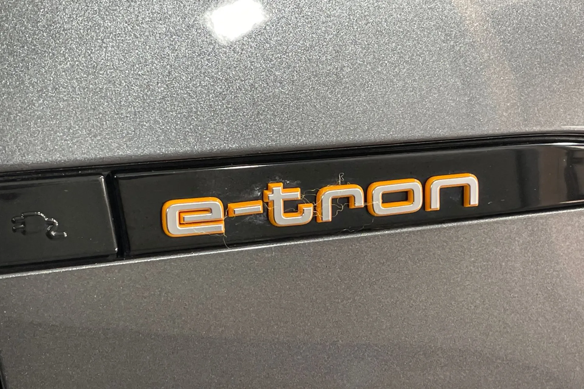 Audi e-tron thumbnail image number 59