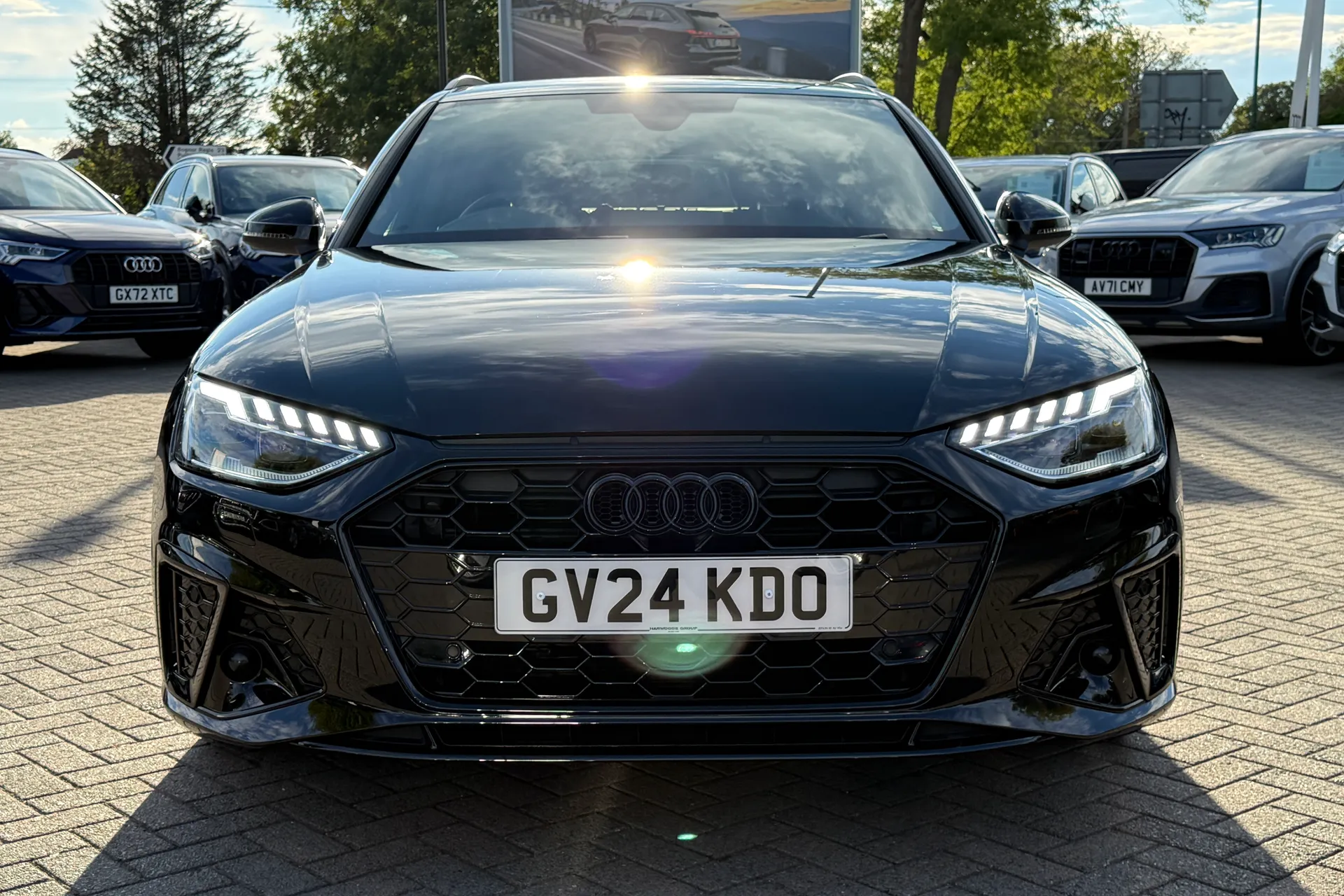 Audi A4 thumbnail image number 27