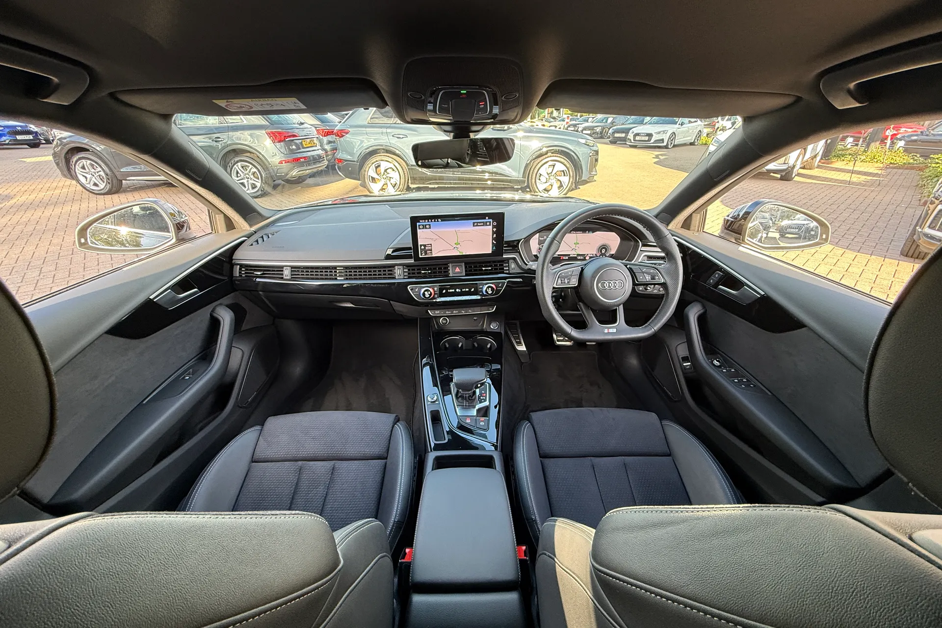 Audi A4 thumbnail image number 3