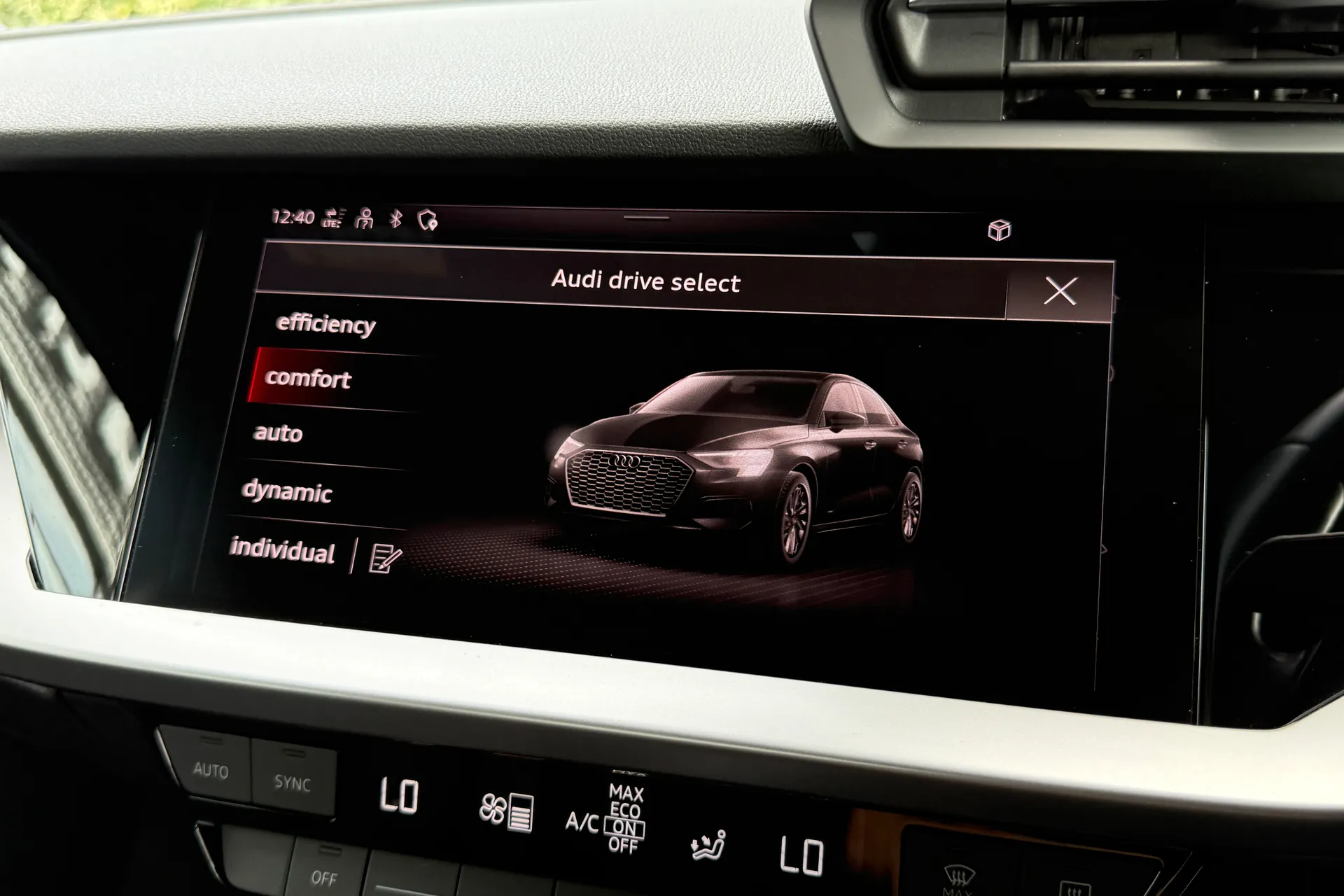 Audi A3 thumbnail image number 25