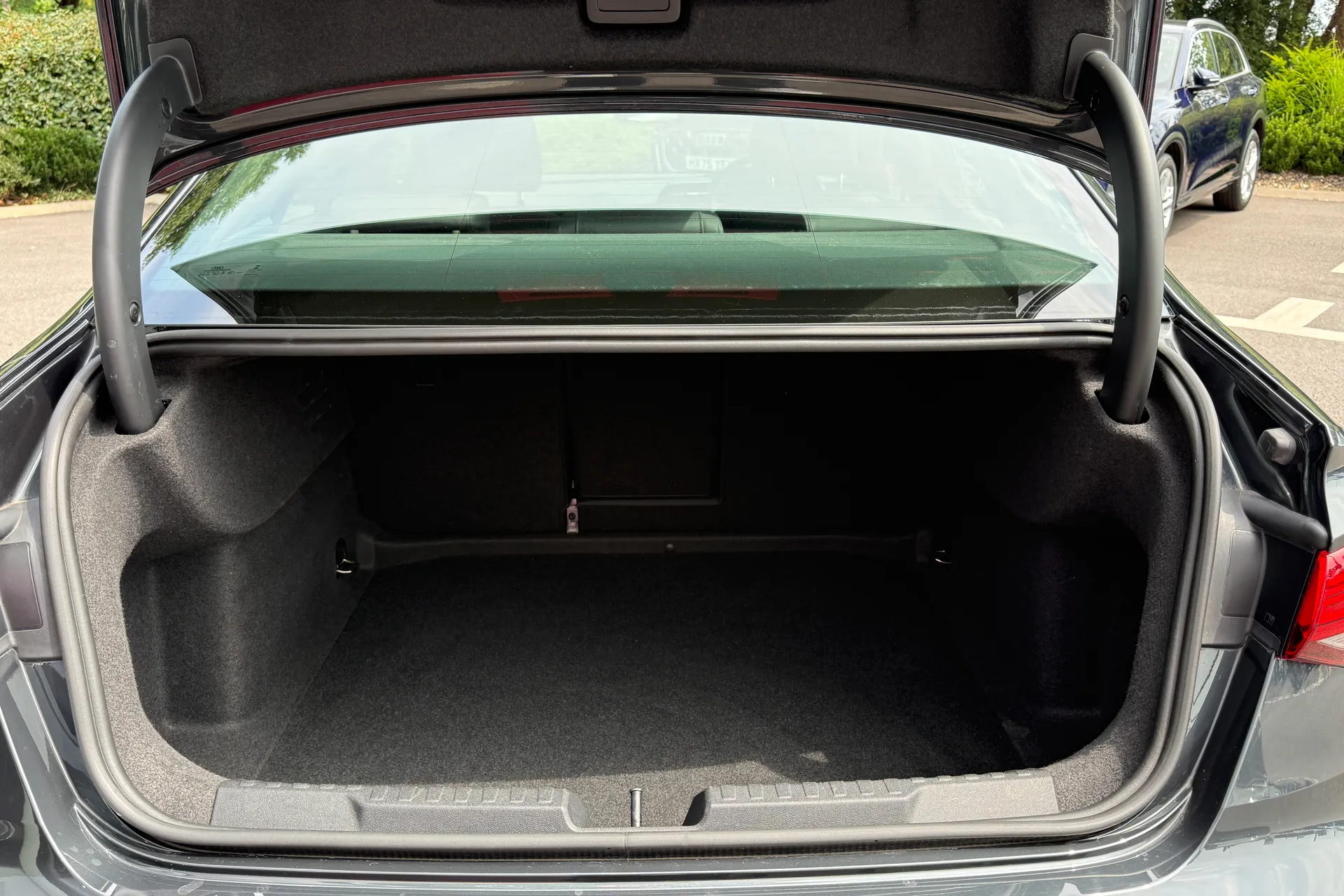 Audi A3 thumbnail image number 42