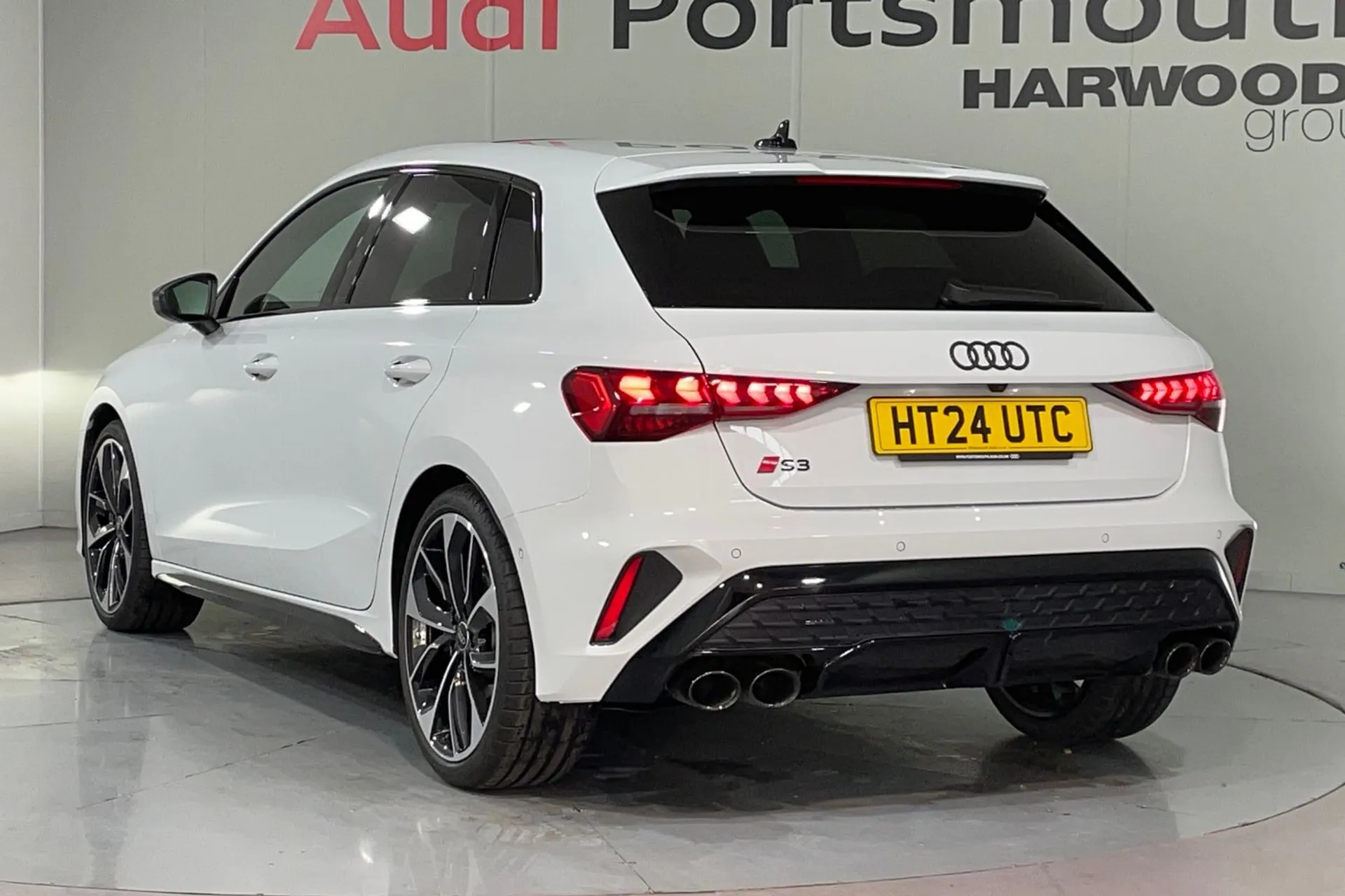 Audi A3 thumbnail image number 8