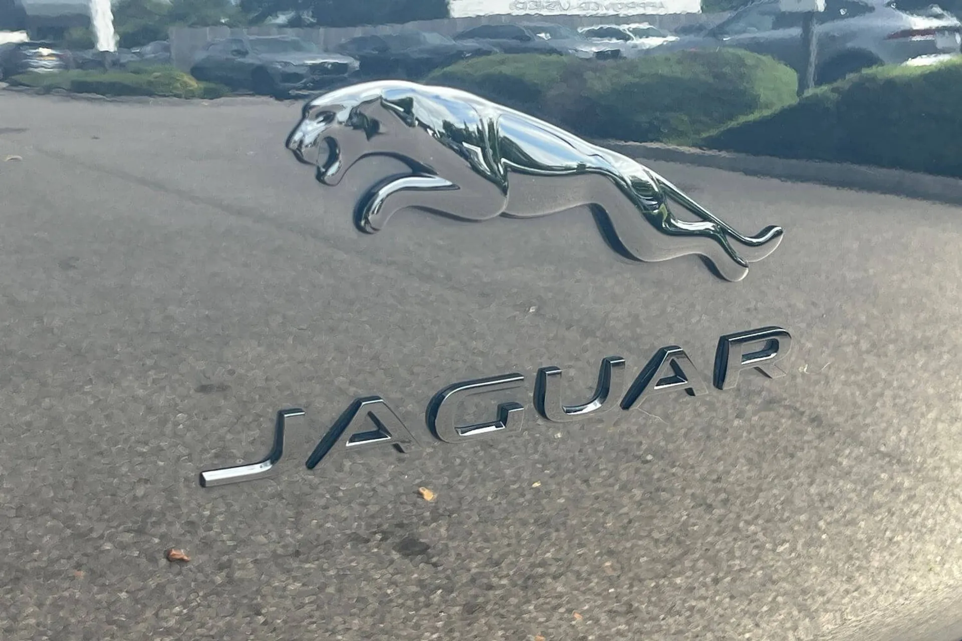 Jaguar I-PACE thumbnail image number 56