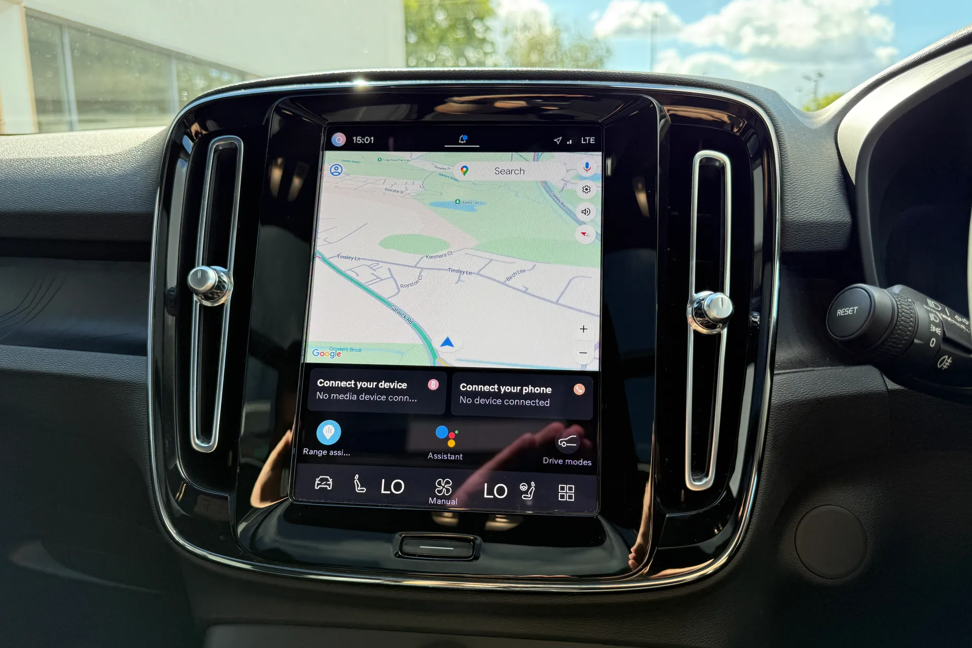 Volvo XC40 thumbnail image number 5
