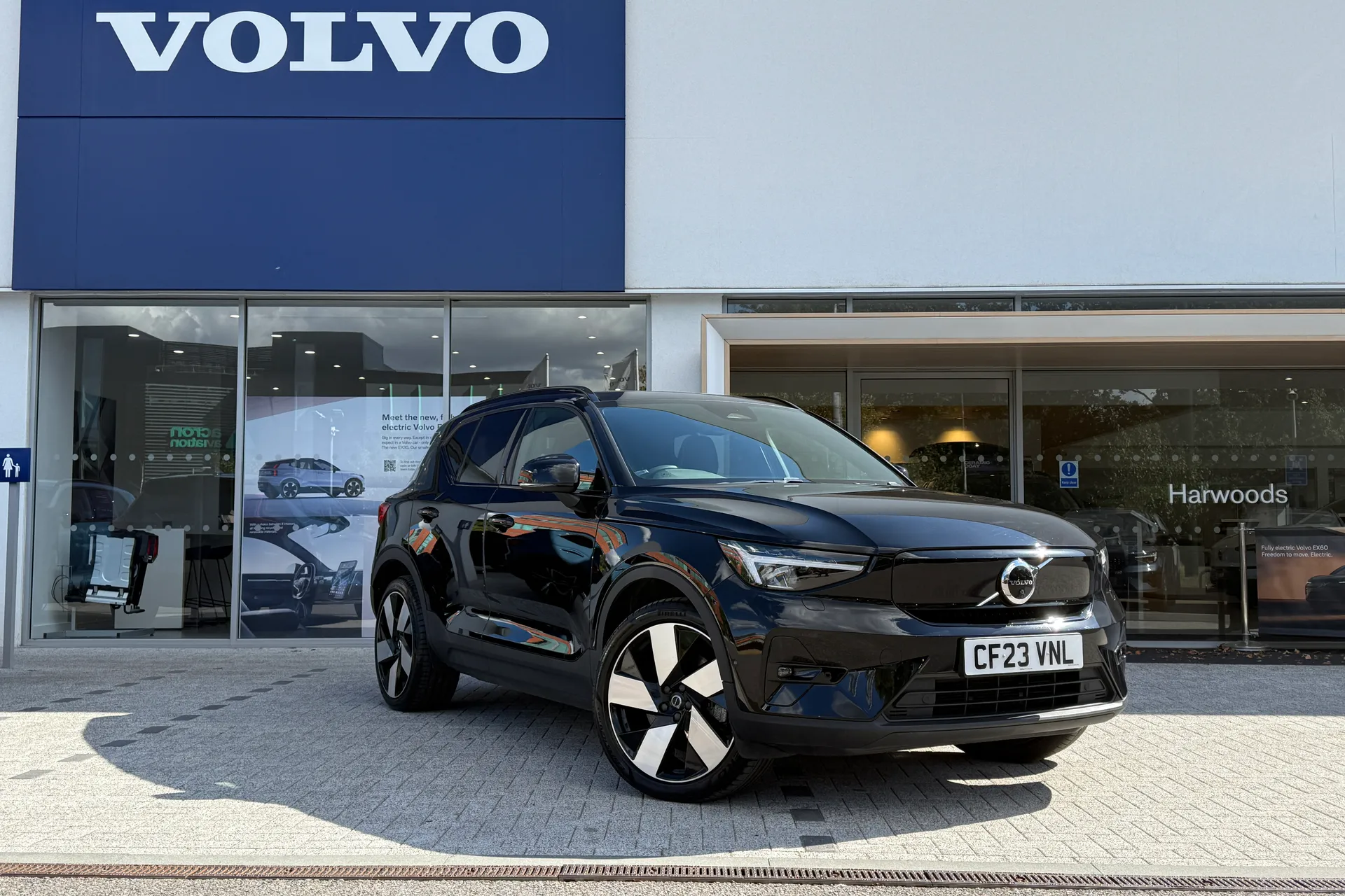 Volvo XC40 focused image