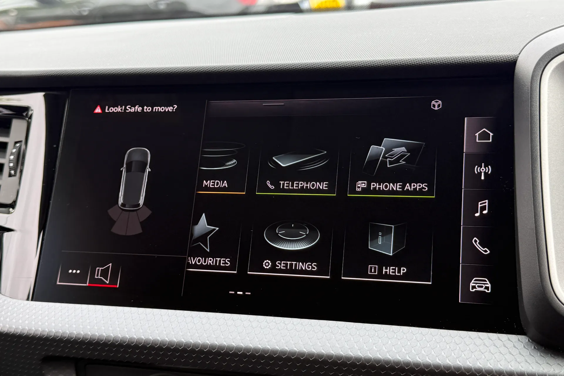 Audi A1 thumbnail image number 9