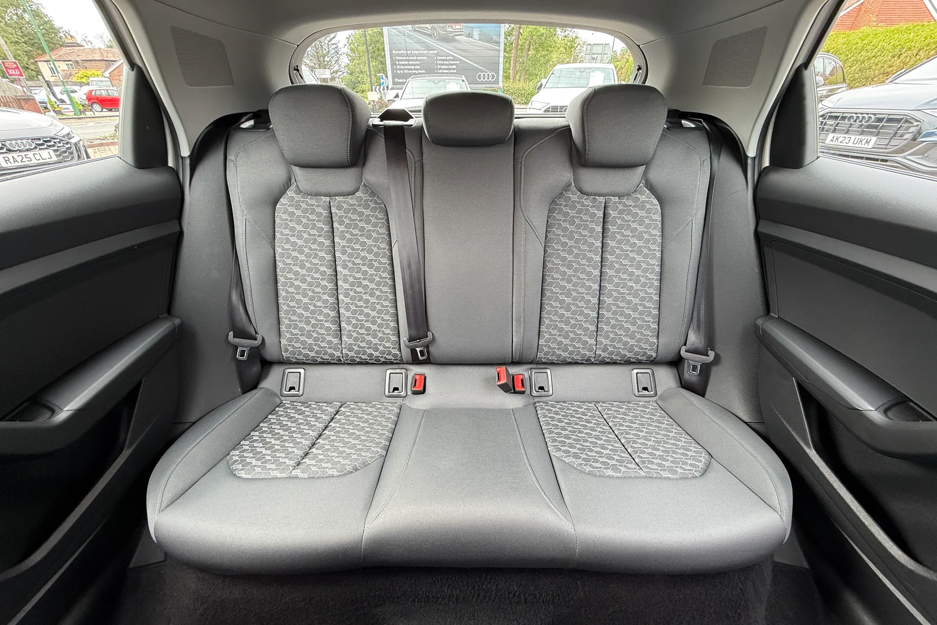 Audi A1 thumbnail image number 35