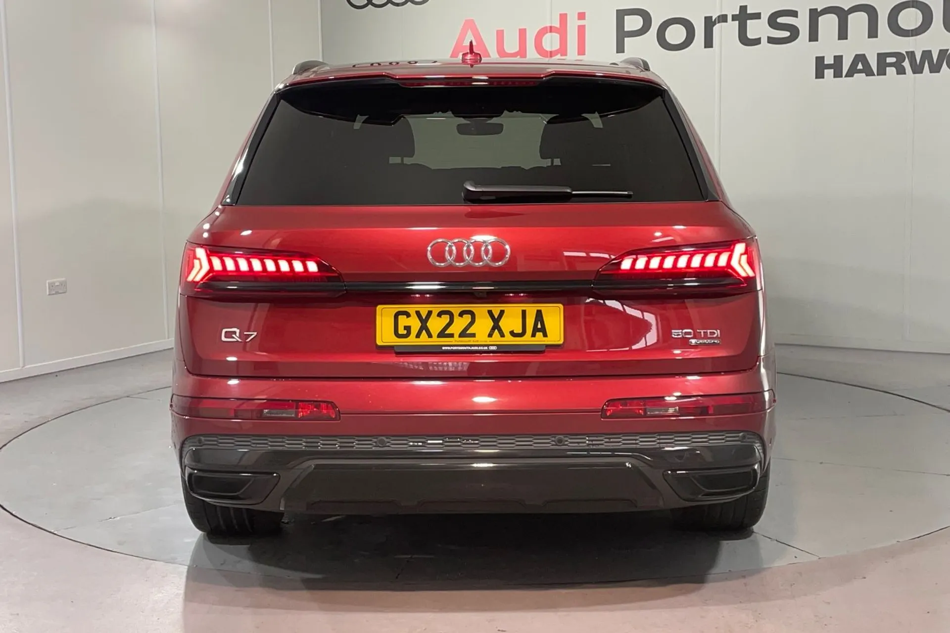 Audi Q7 thumbnail image number 7