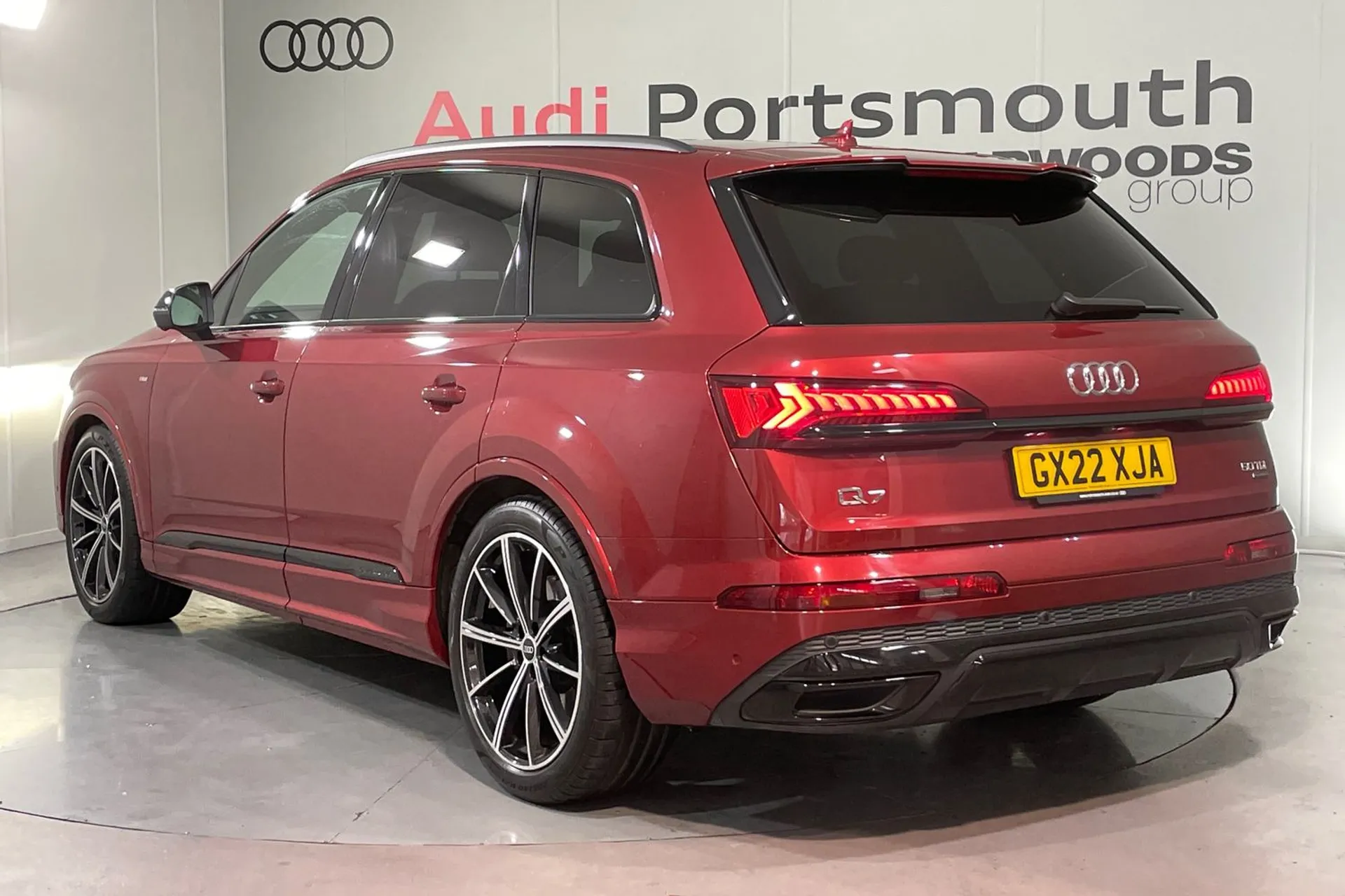 Audi Q7 thumbnail image number 8