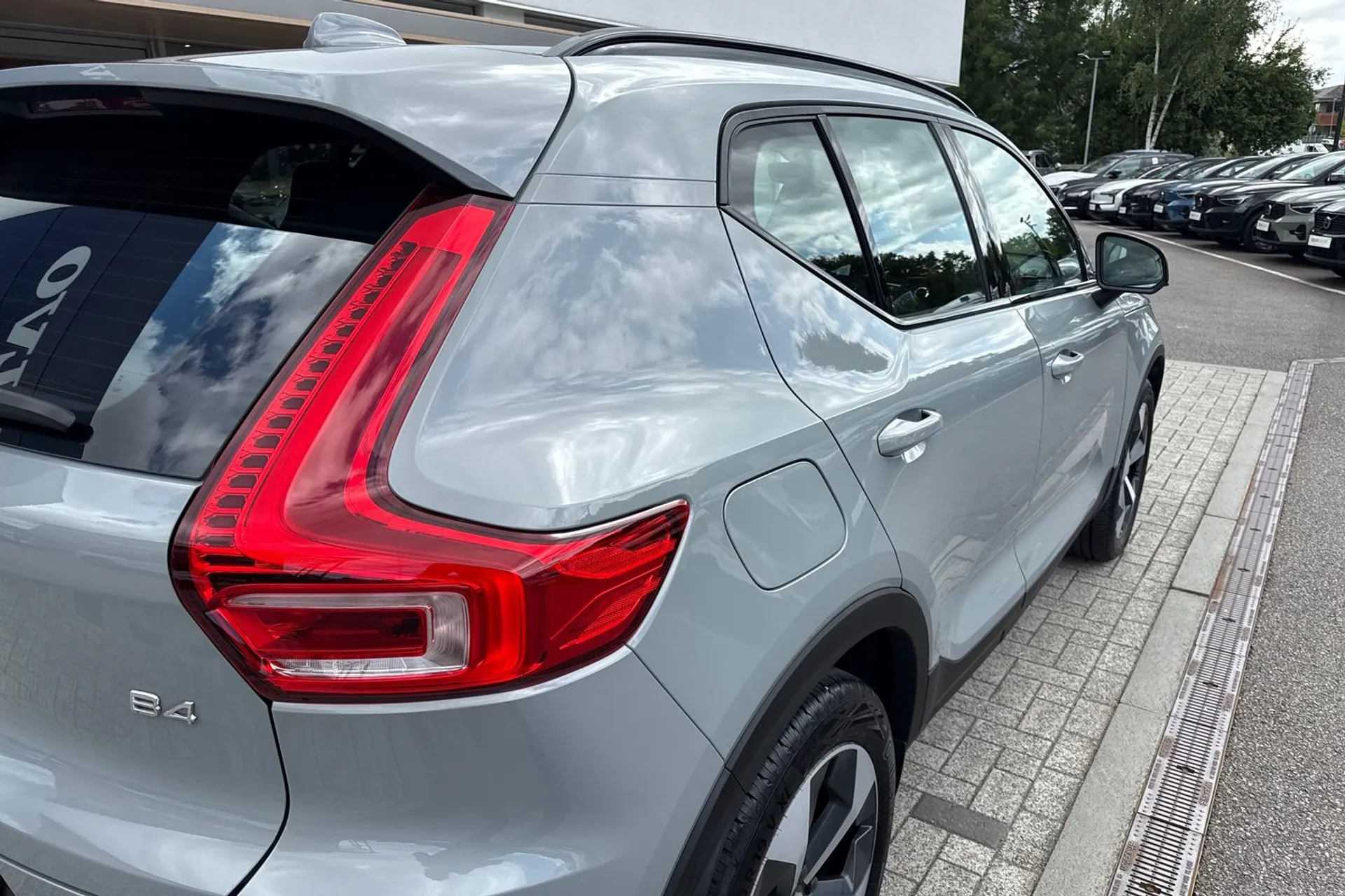 Volvo XC40 thumbnail image number 14