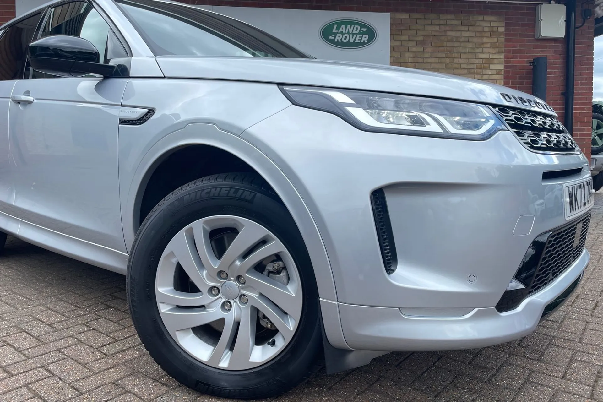 LAND ROVER DISCOVERY SPORT thumbnail image number 10